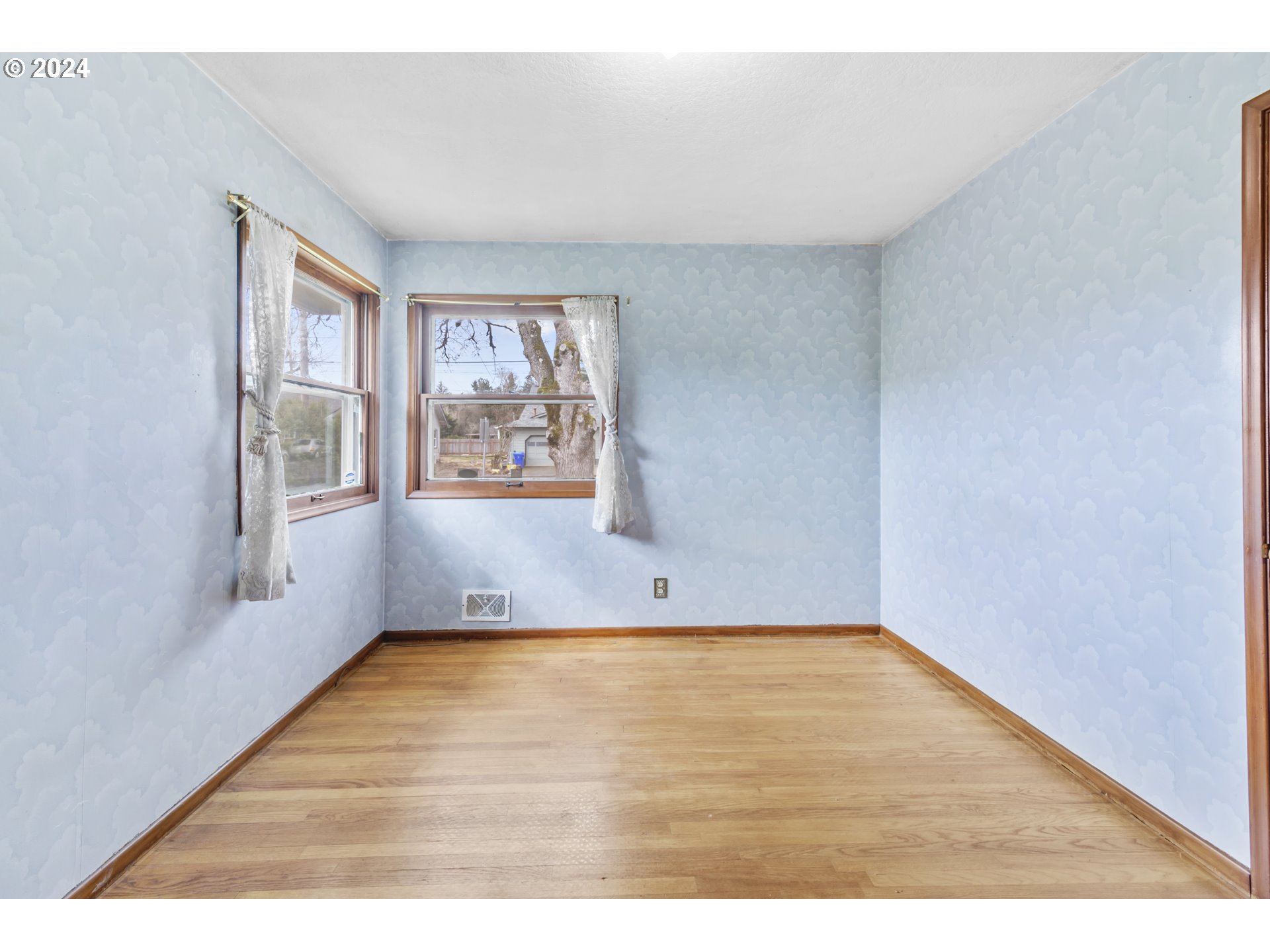 1902 SE 80TH AVE