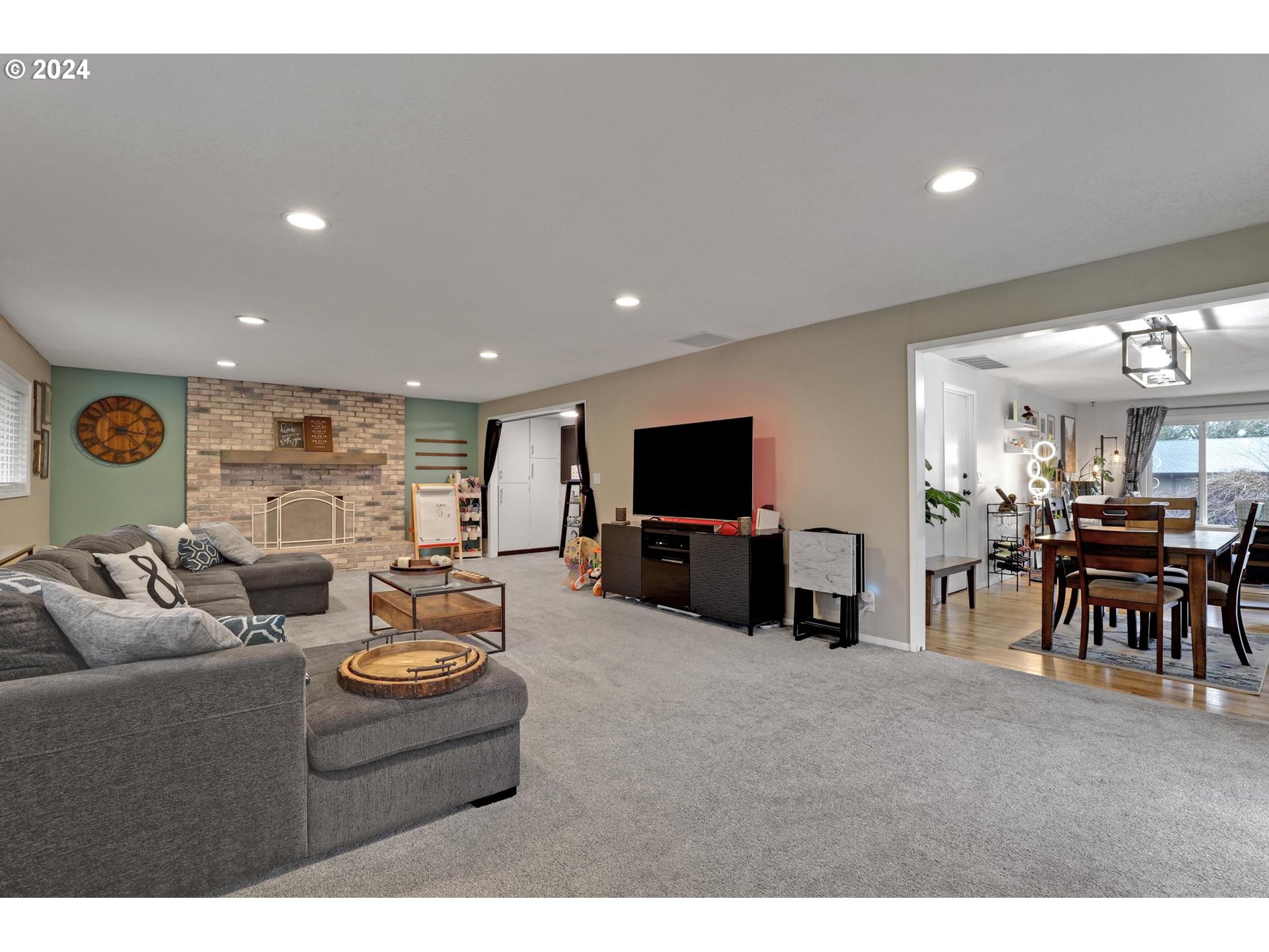 11605 SW BURLCREST DR