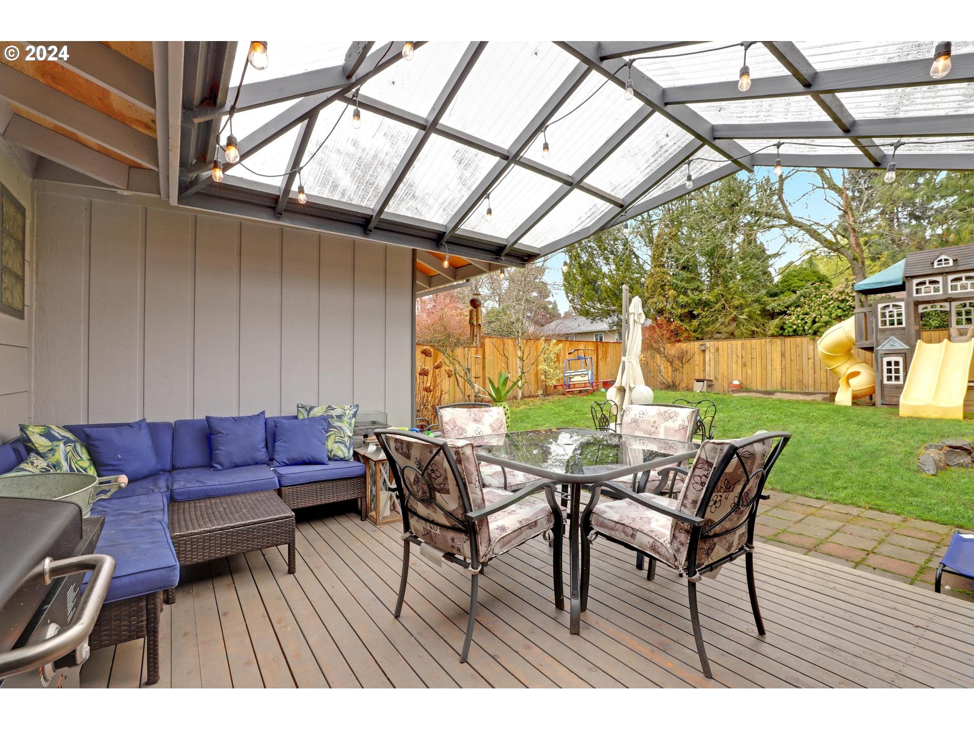 11605 SW BURLCREST DR