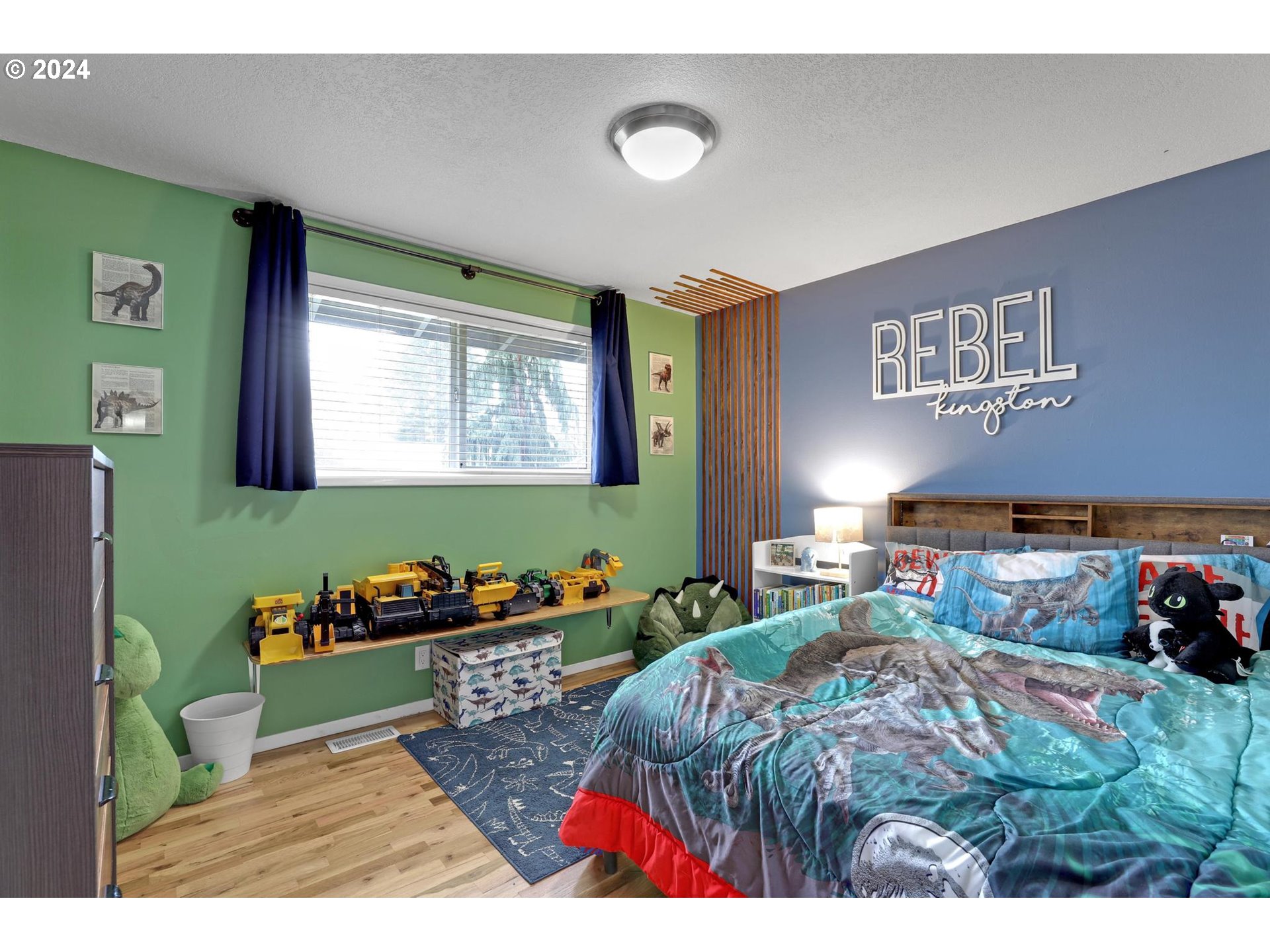 11605 SW BURLCREST DR