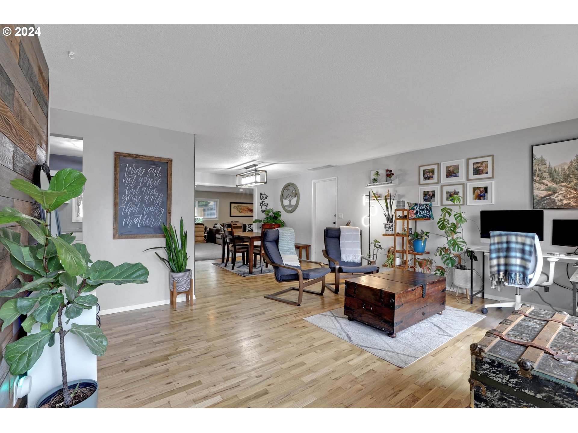 11605 SW BURLCREST DR