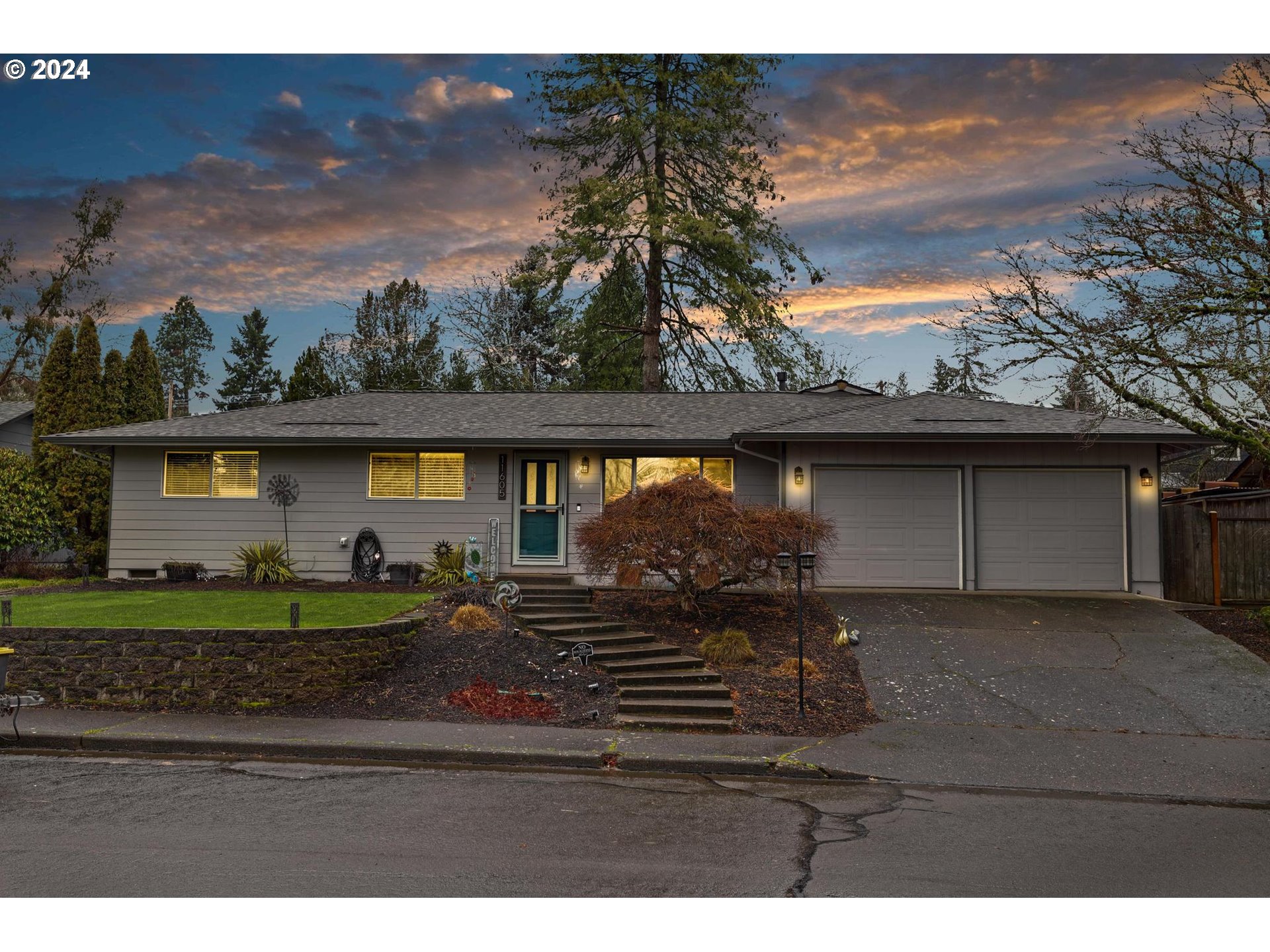 11605 SW BURLCREST DR