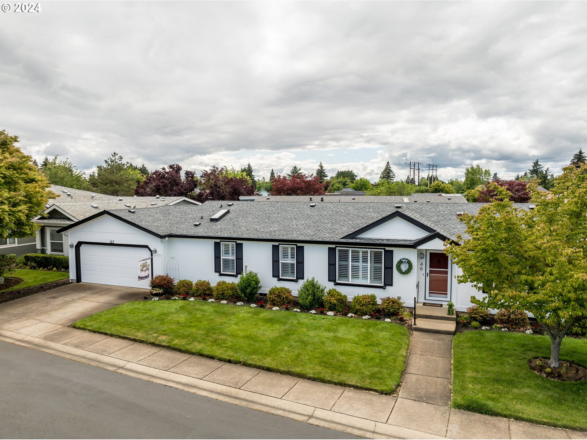 4055 ROYAL AVE 46