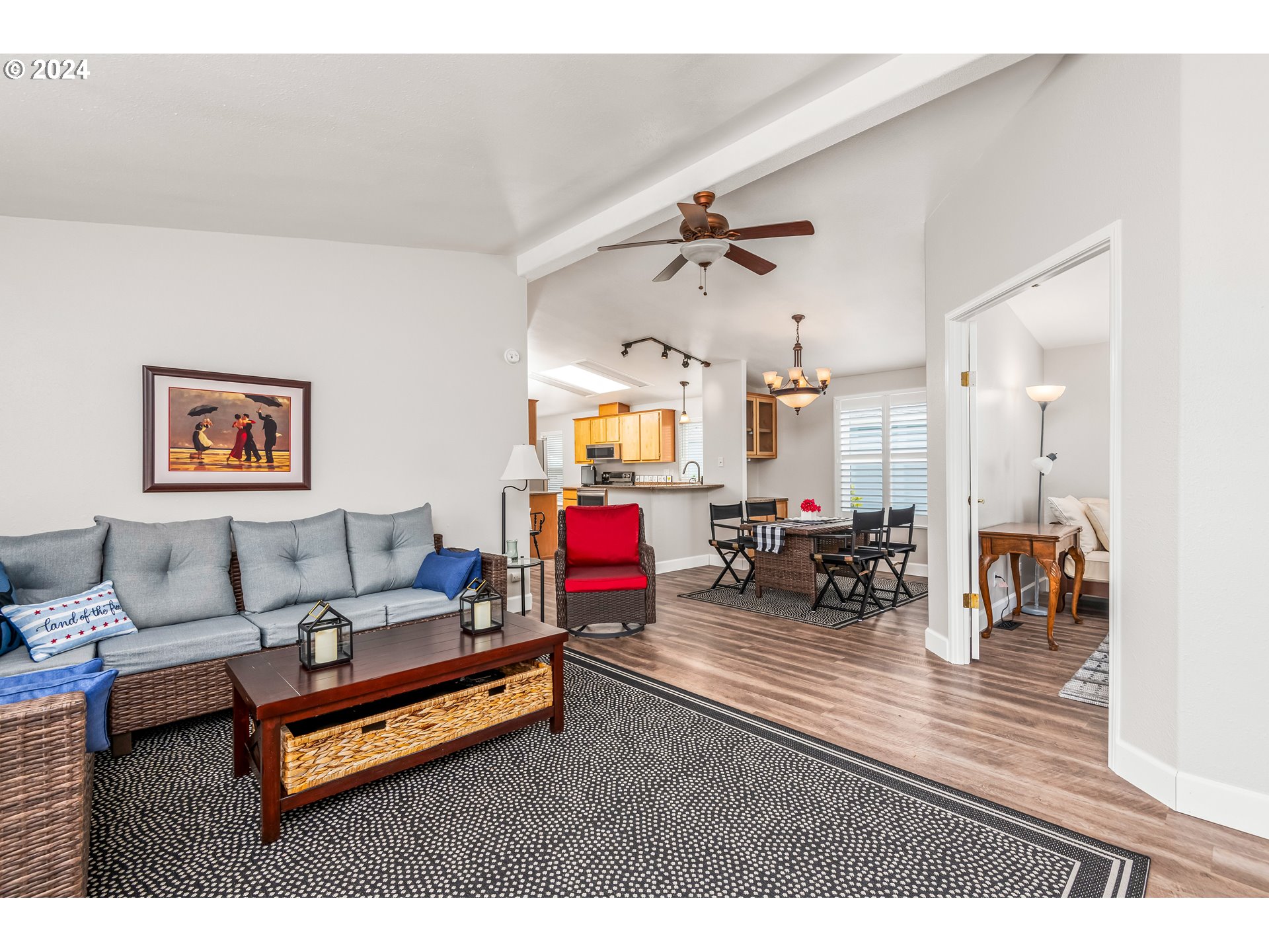 4055 ROYAL AVE 46
