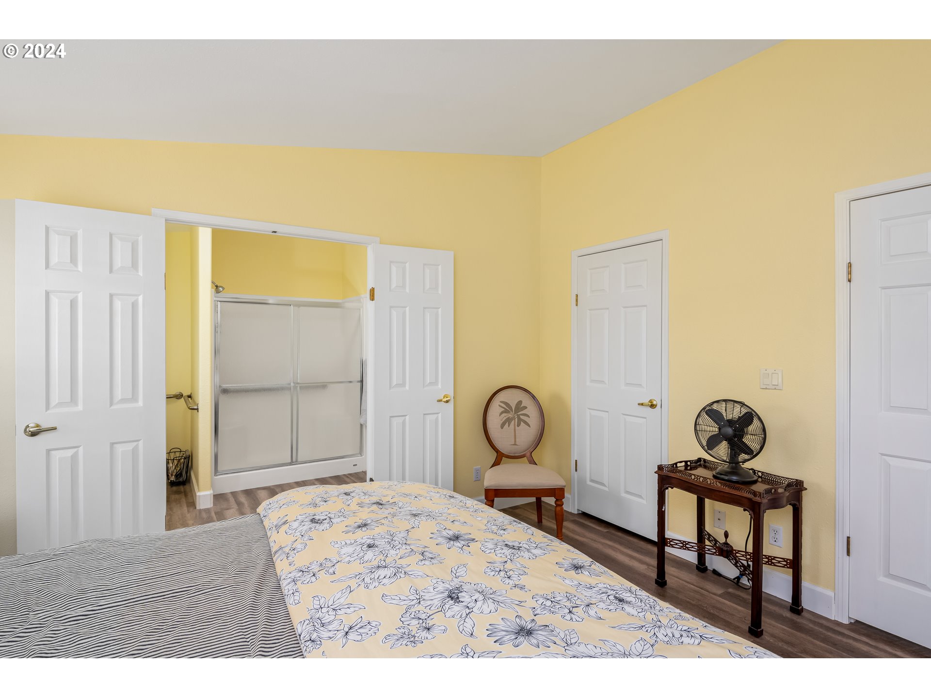 4055 ROYAL AVE 46