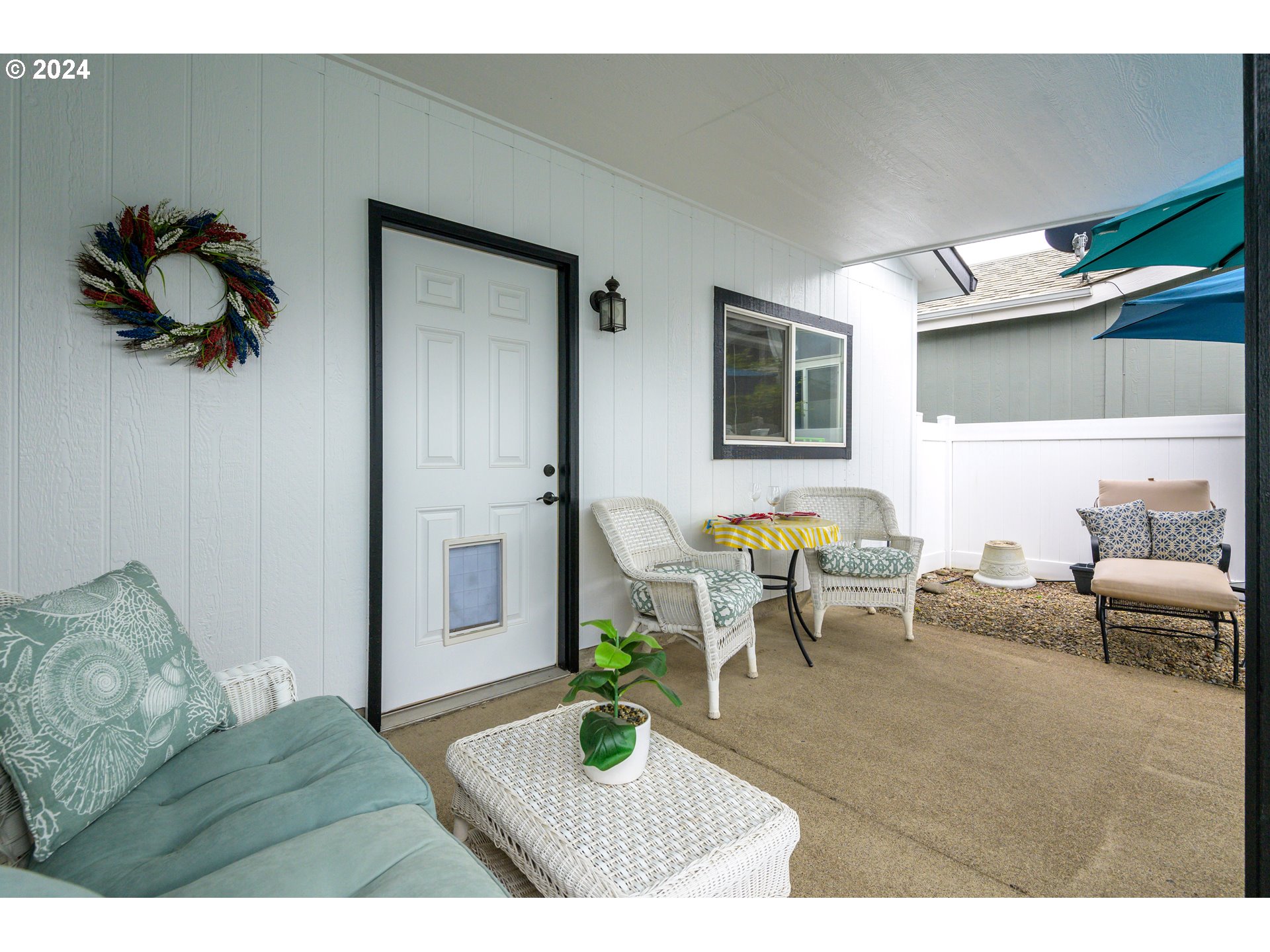 4055 ROYAL AVE 46