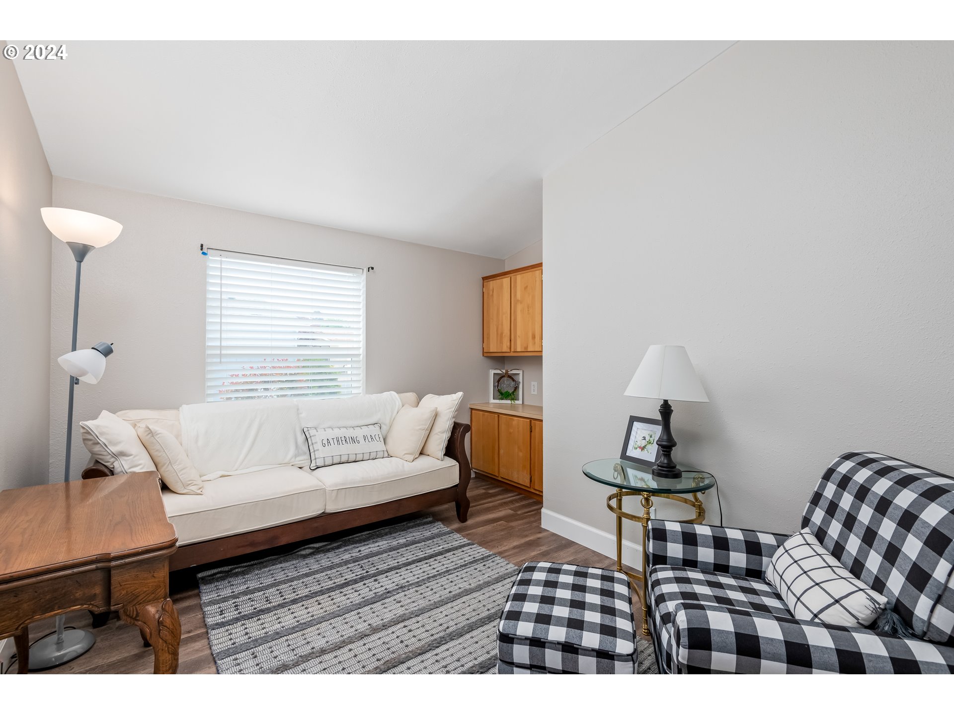4055 ROYAL AVE 46