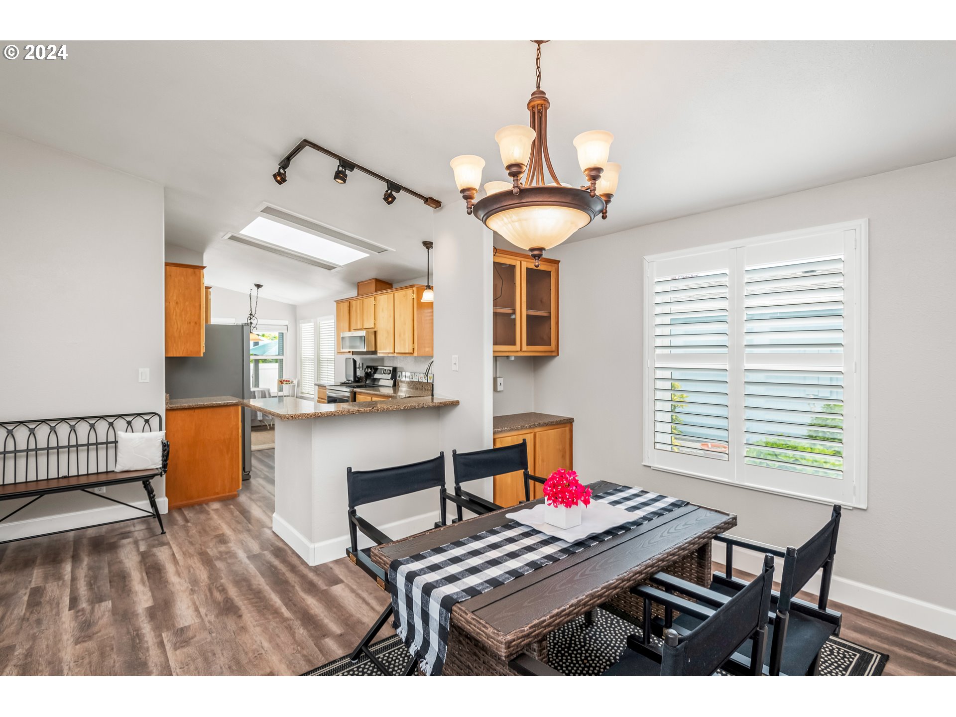 4055 ROYAL AVE 46