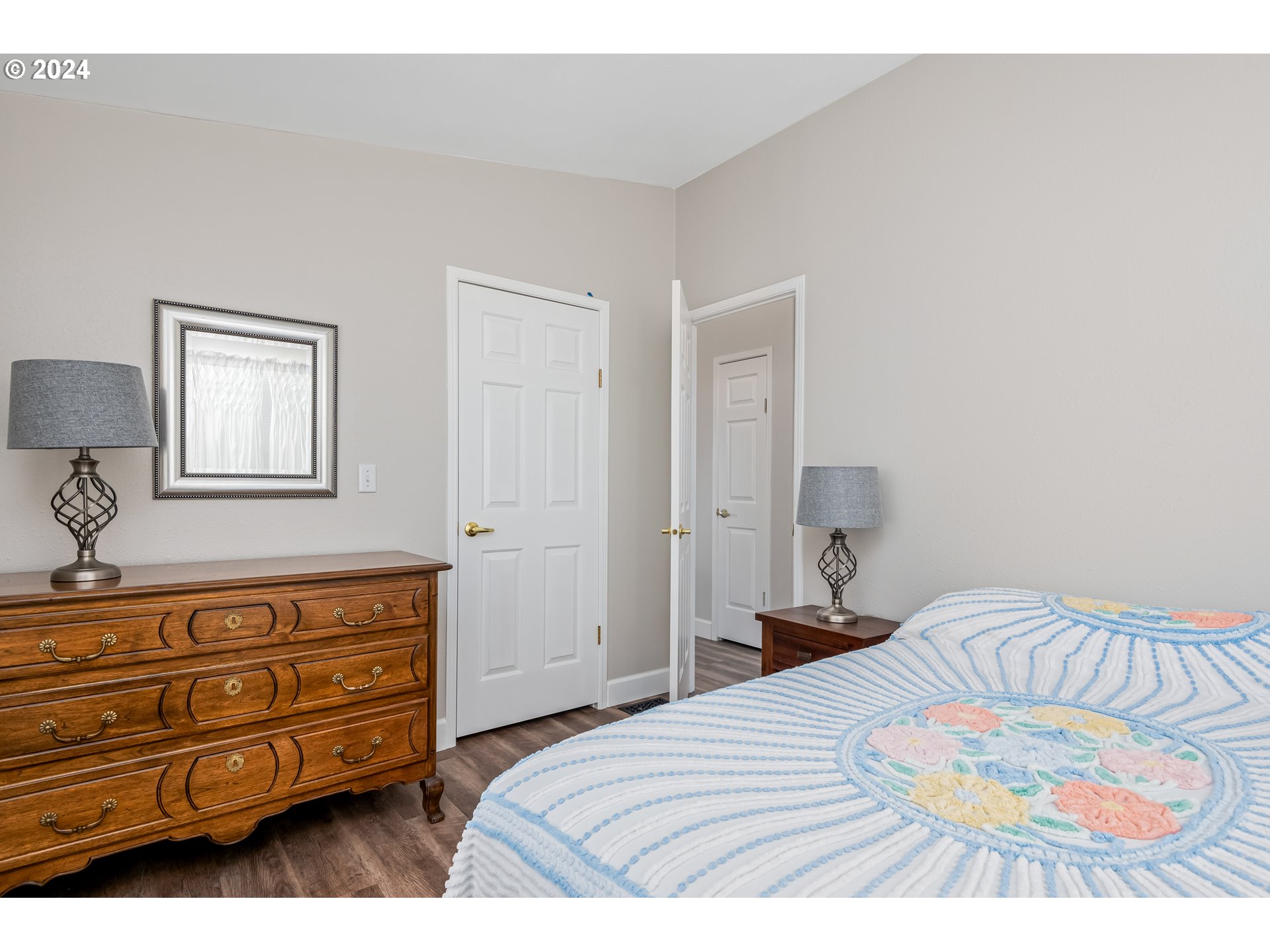 4055 ROYAL AVE 46