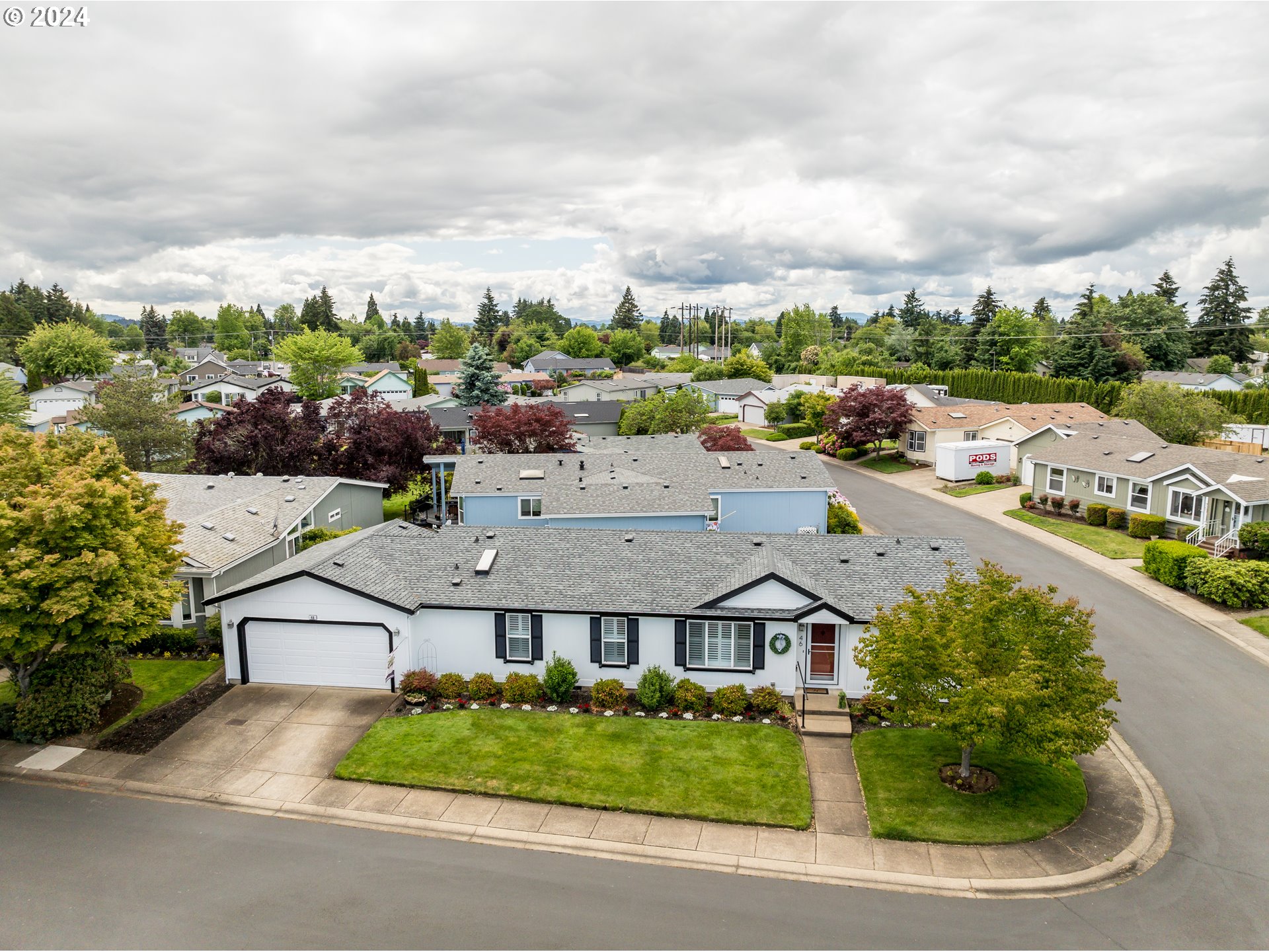 4055 ROYAL AVE 46