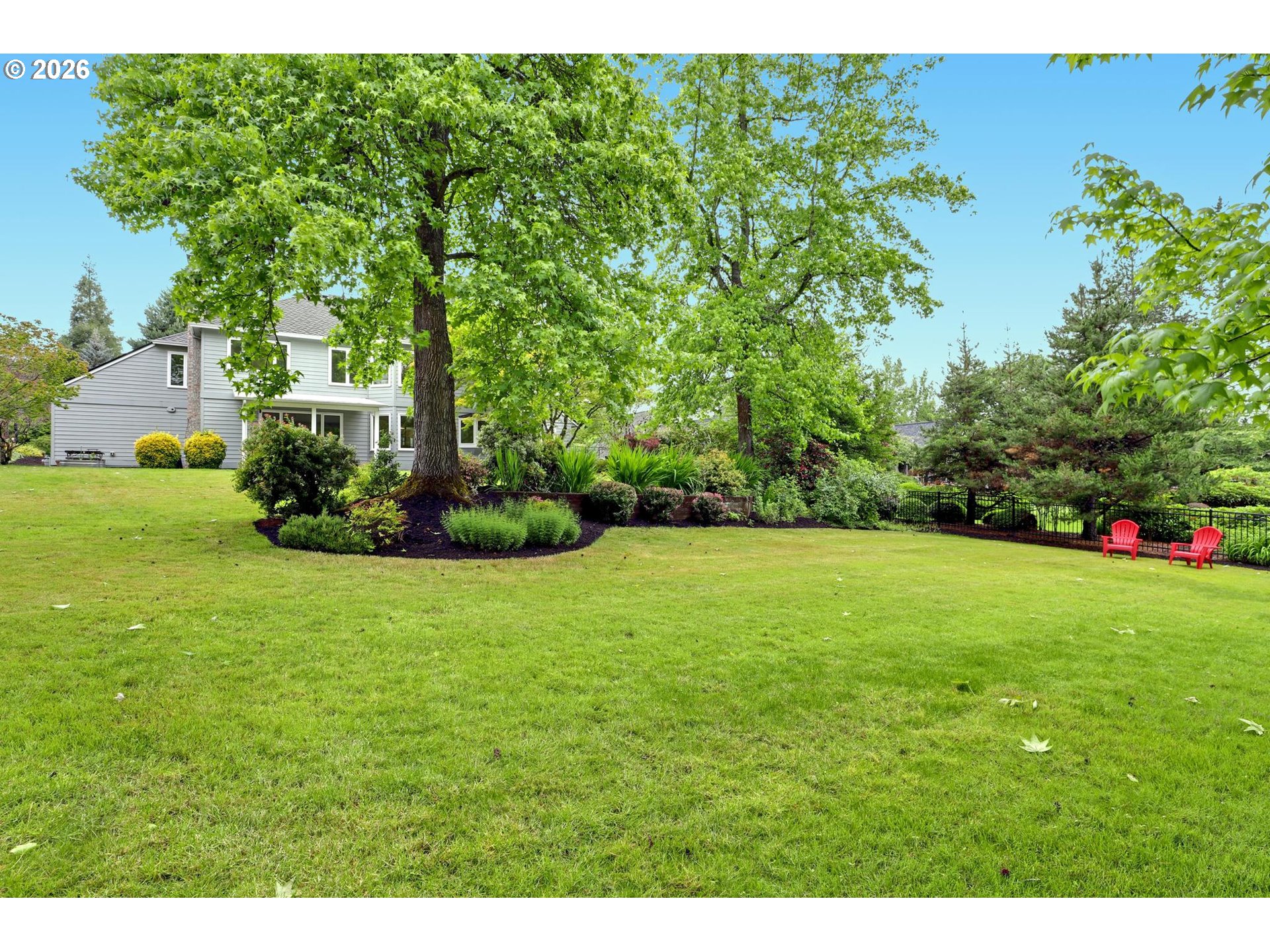 2715 NW LINMERE DR