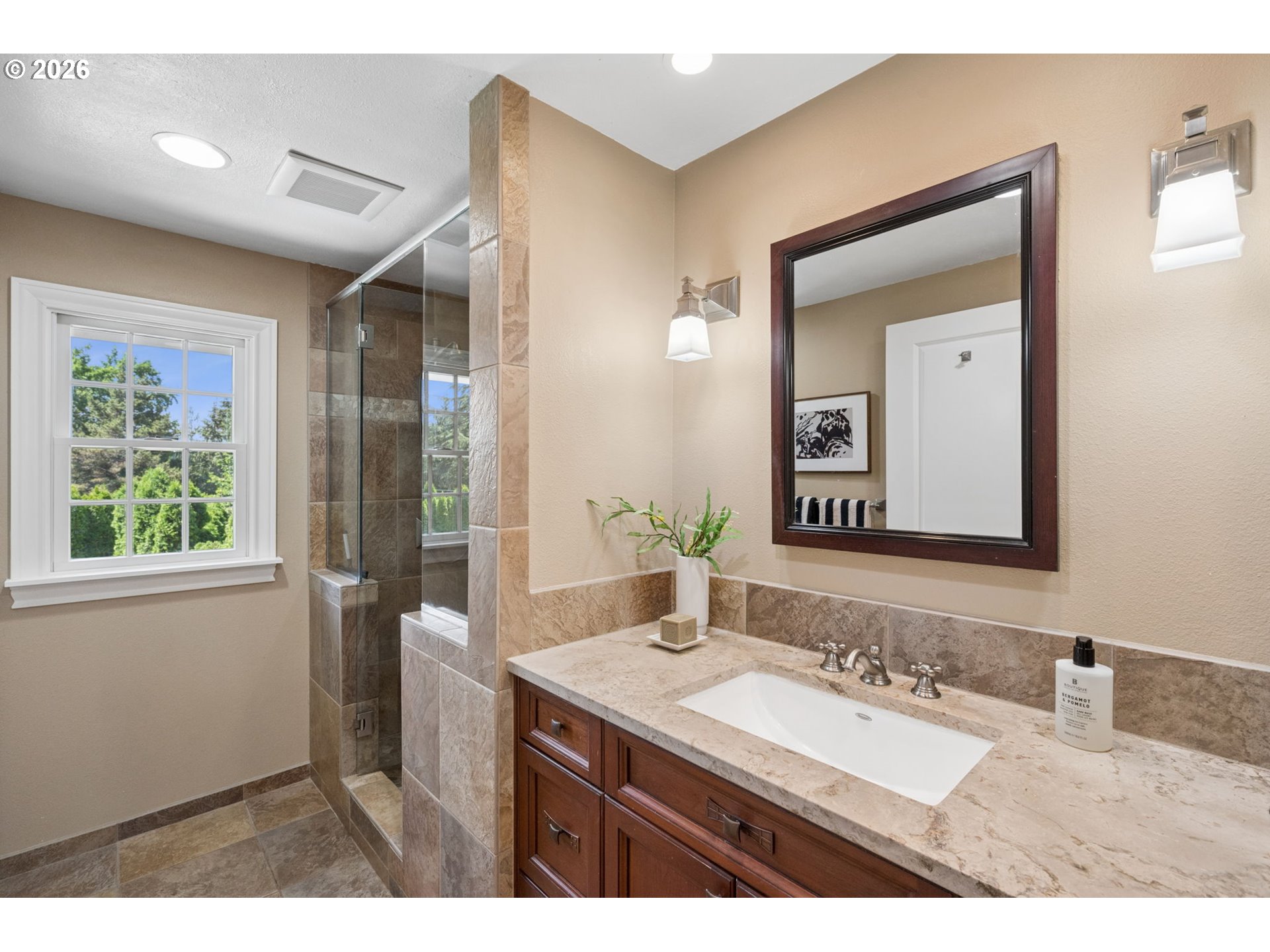 5120 SW SANTA MONICA CT