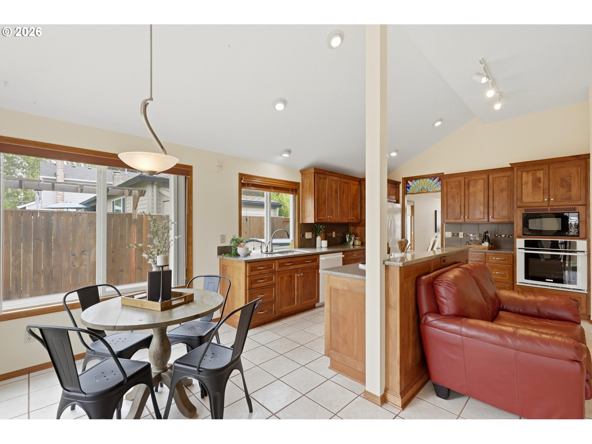 16105 NW SOMERSET DR