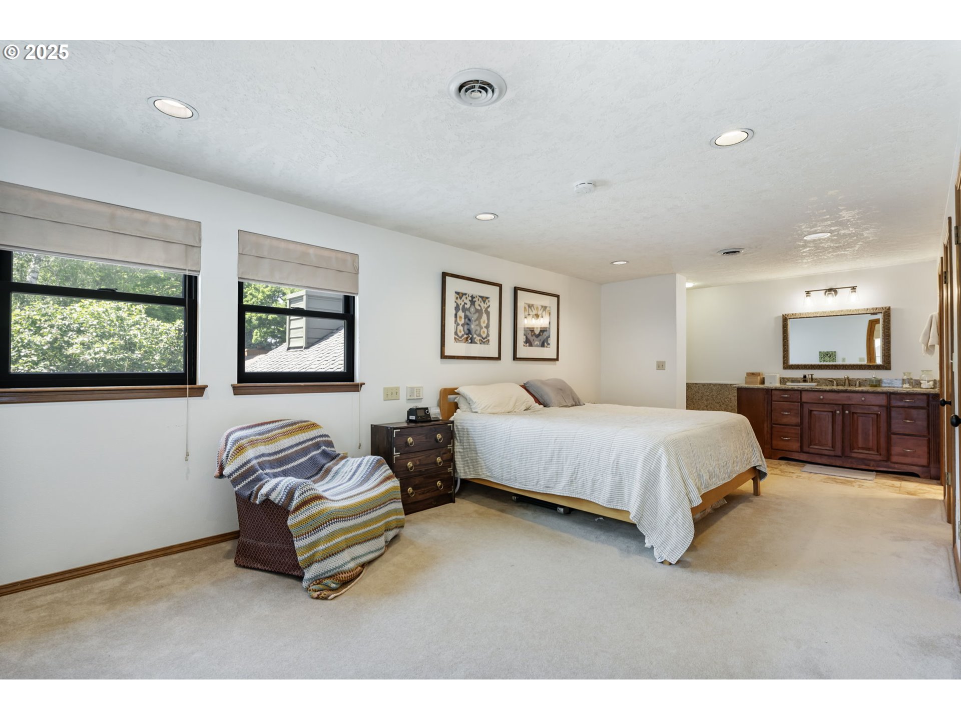 9335 SW VIEW TER