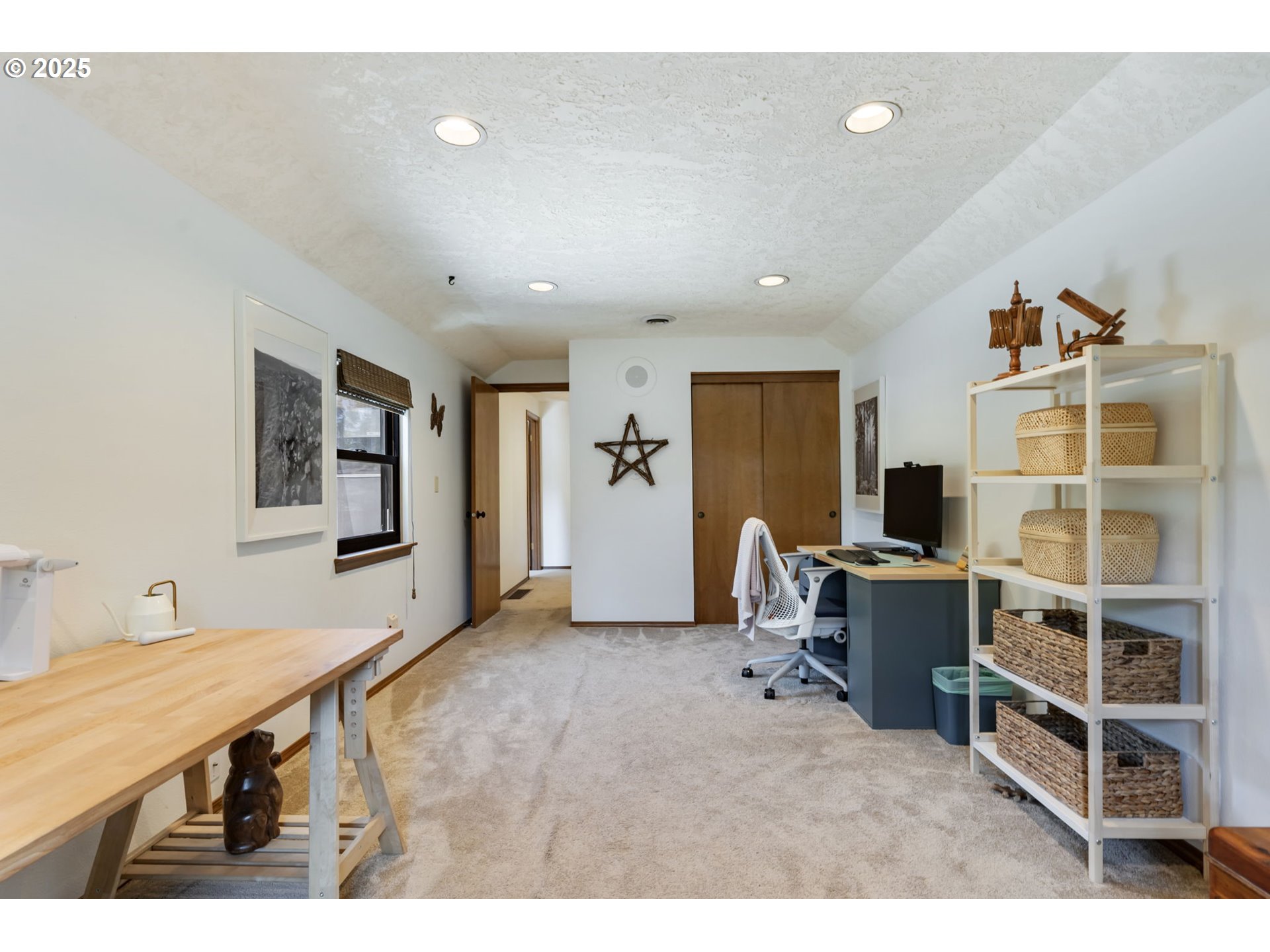 9335 SW VIEW TER