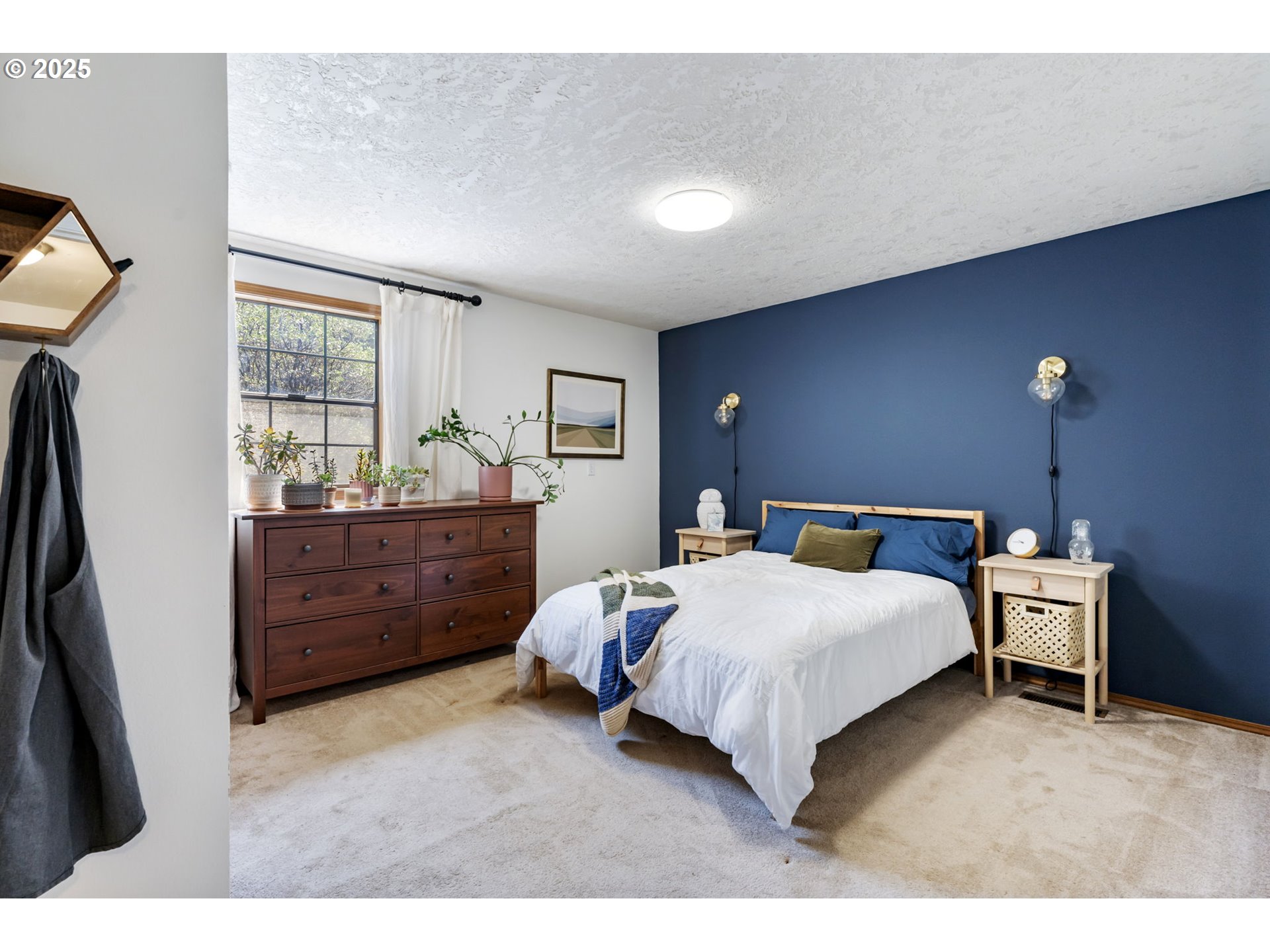 9335 SW VIEW TER