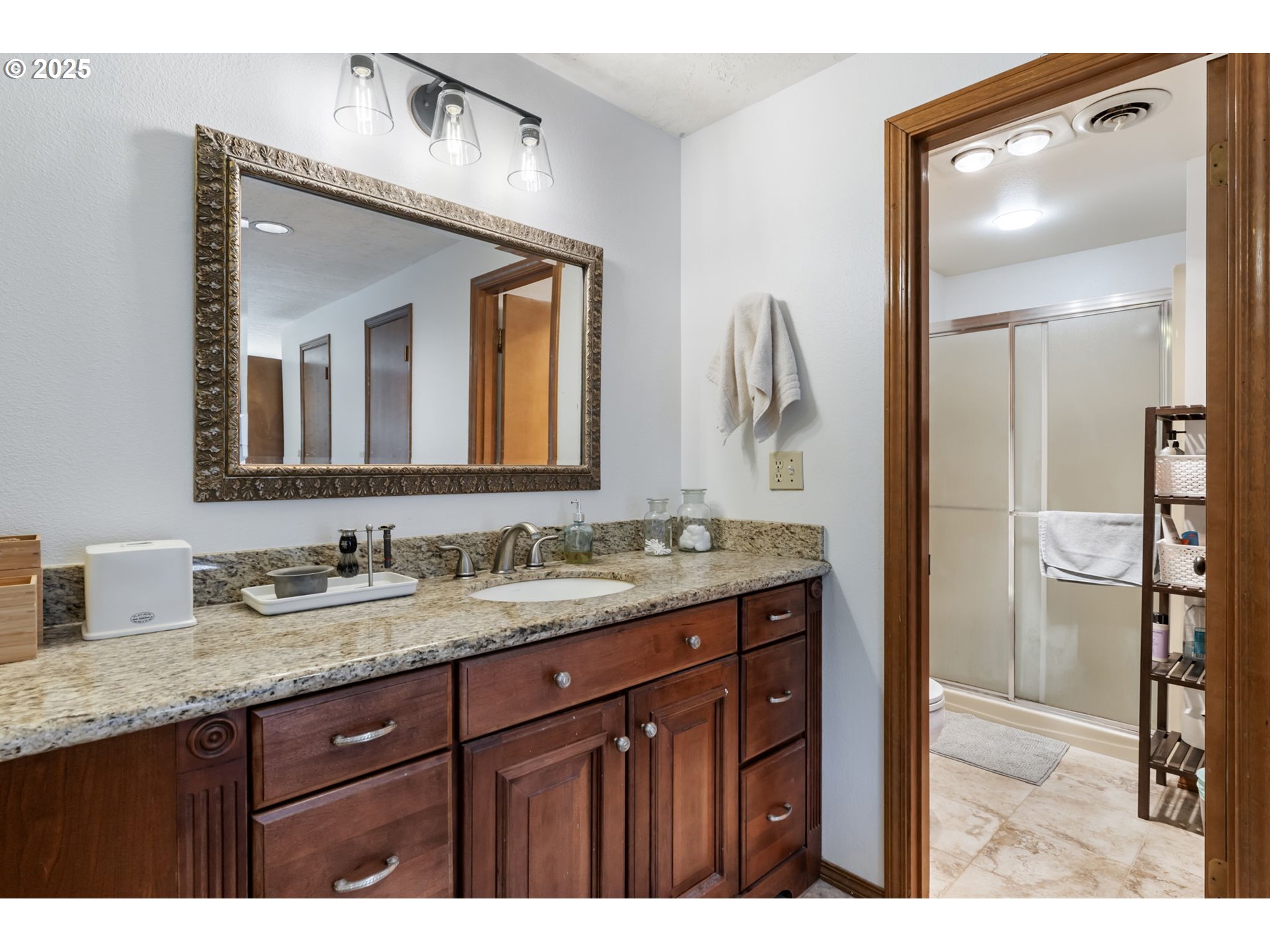 9335 SW VIEW TER