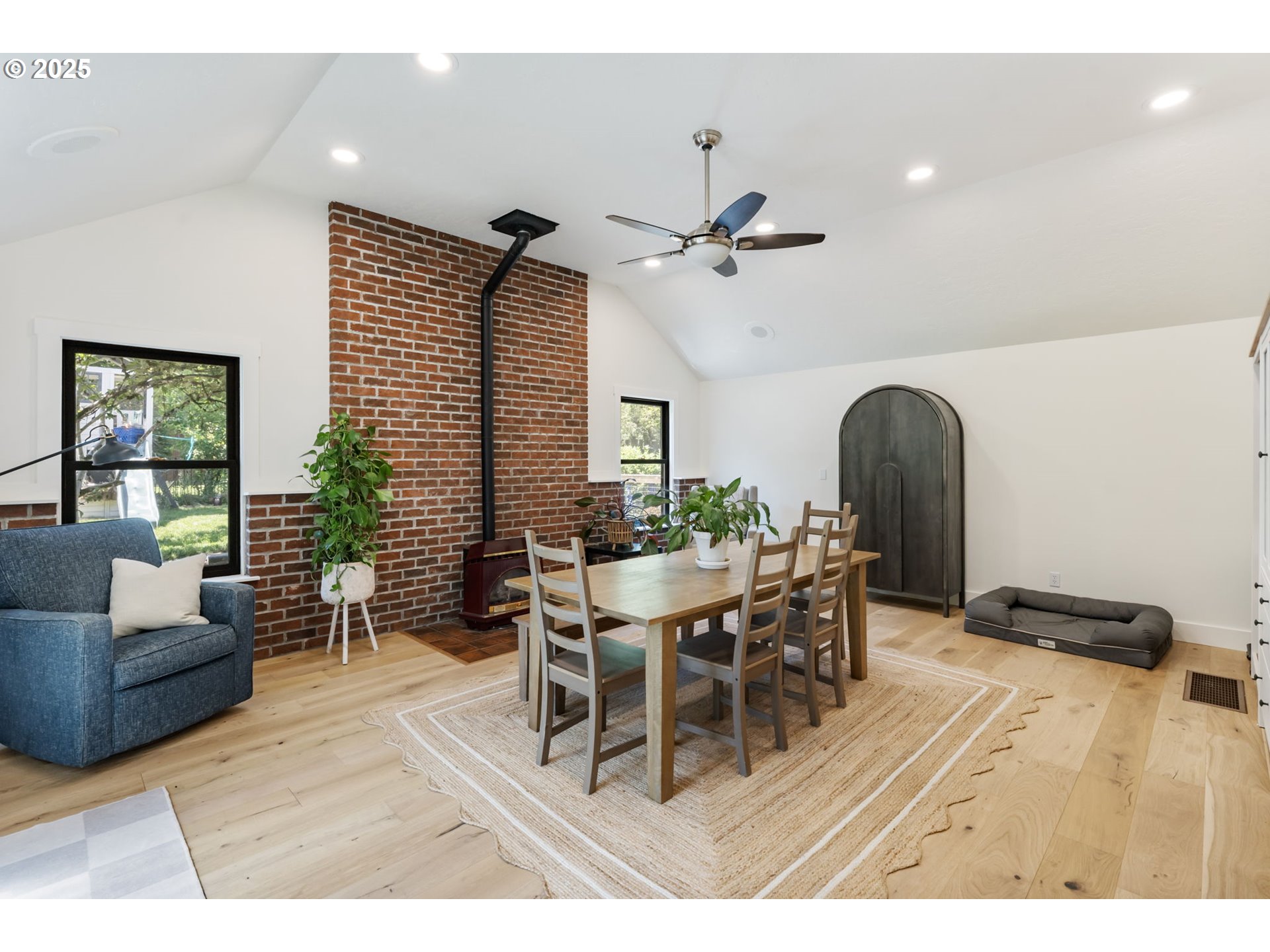 9335 SW VIEW TER