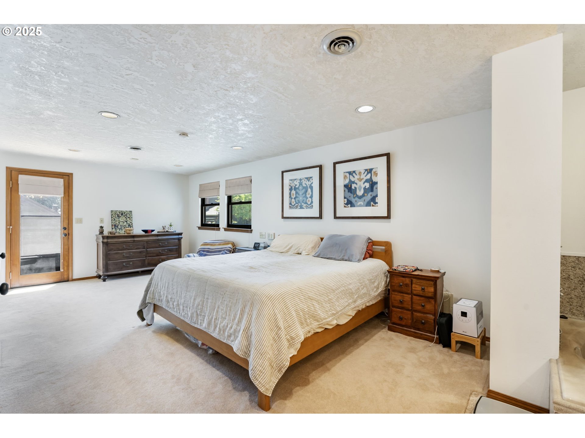 9335 SW VIEW TER