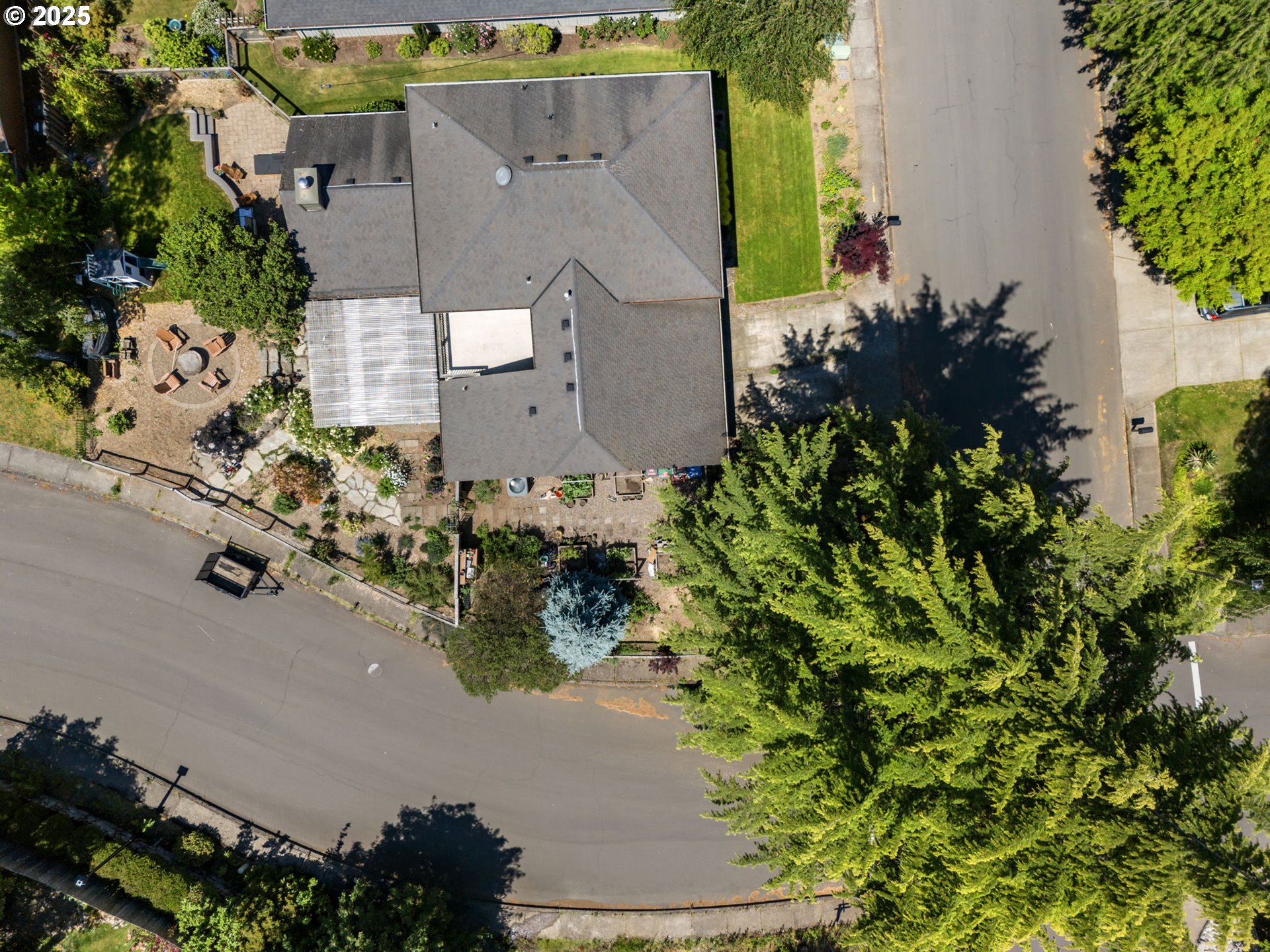 9335 SW VIEW TER