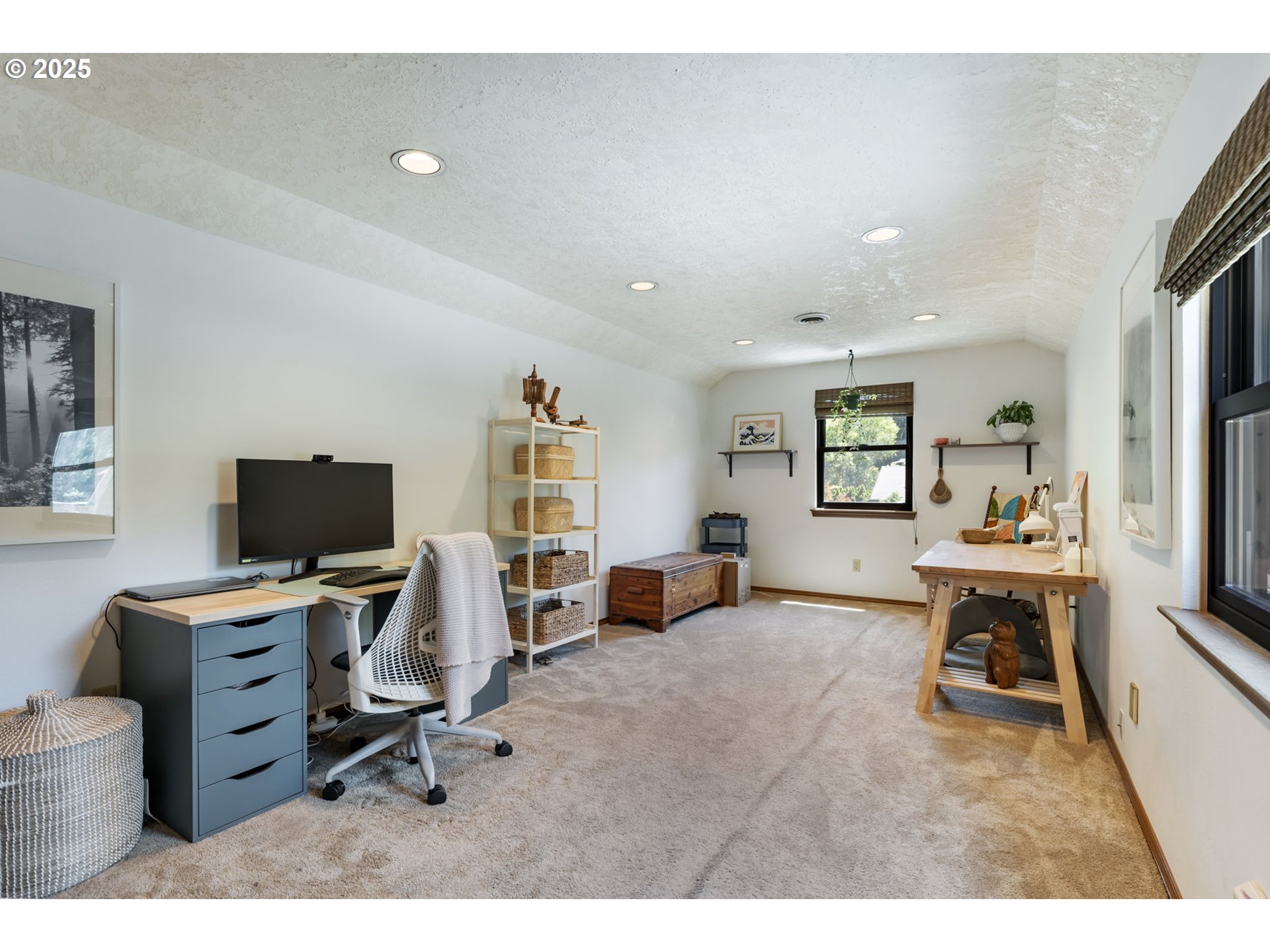 9335 SW VIEW TER