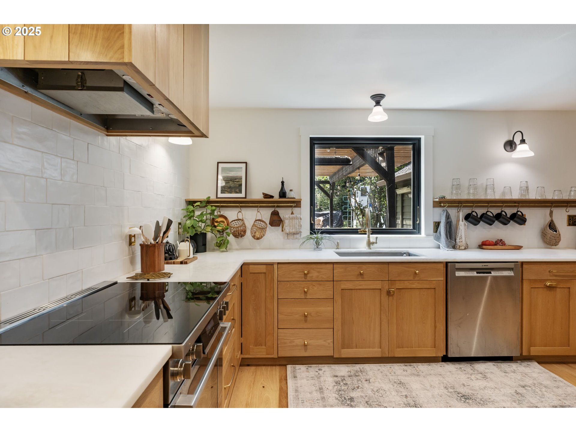 9335 SW VIEW TER