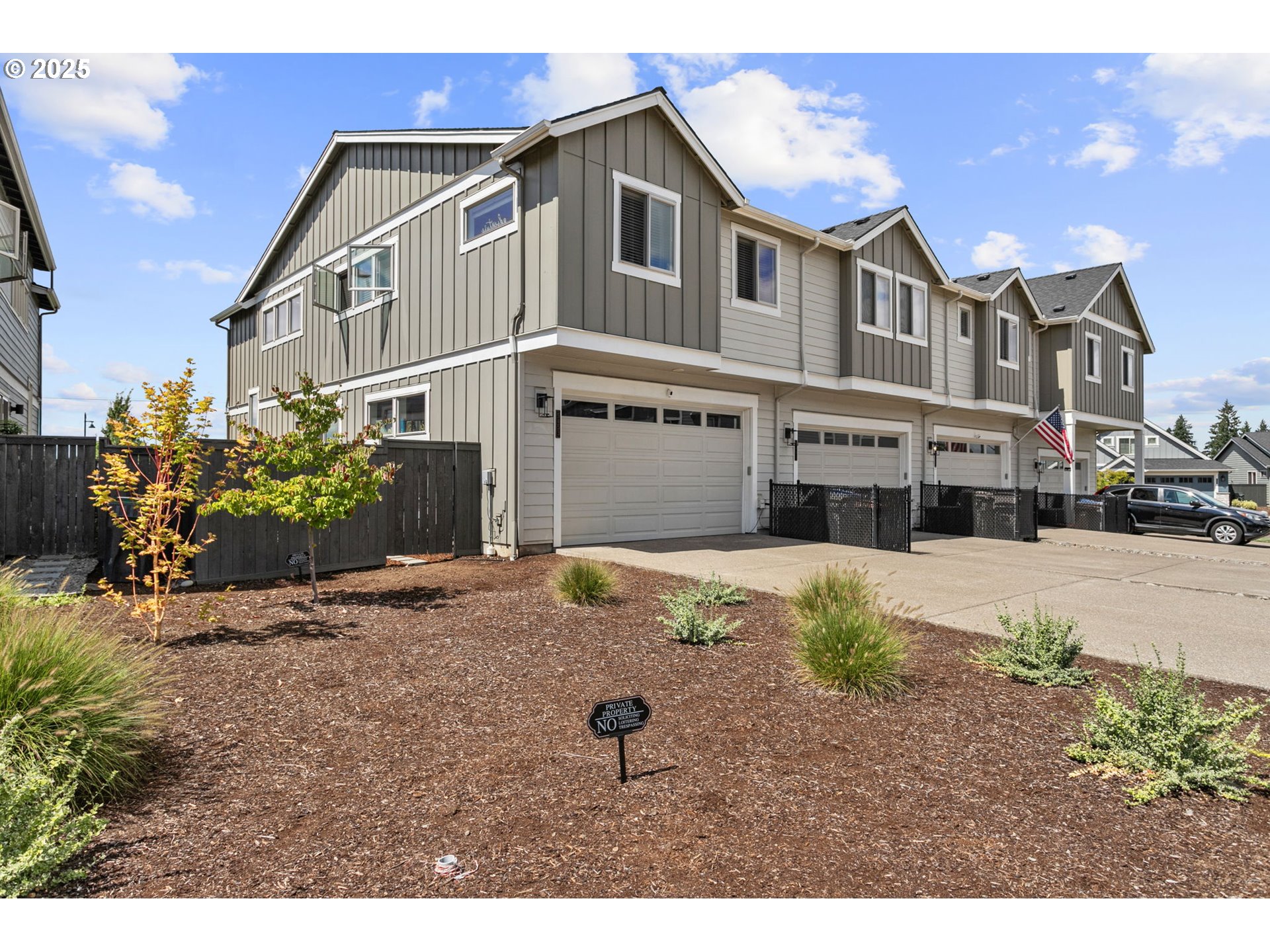 5453 SE LOGAN LN