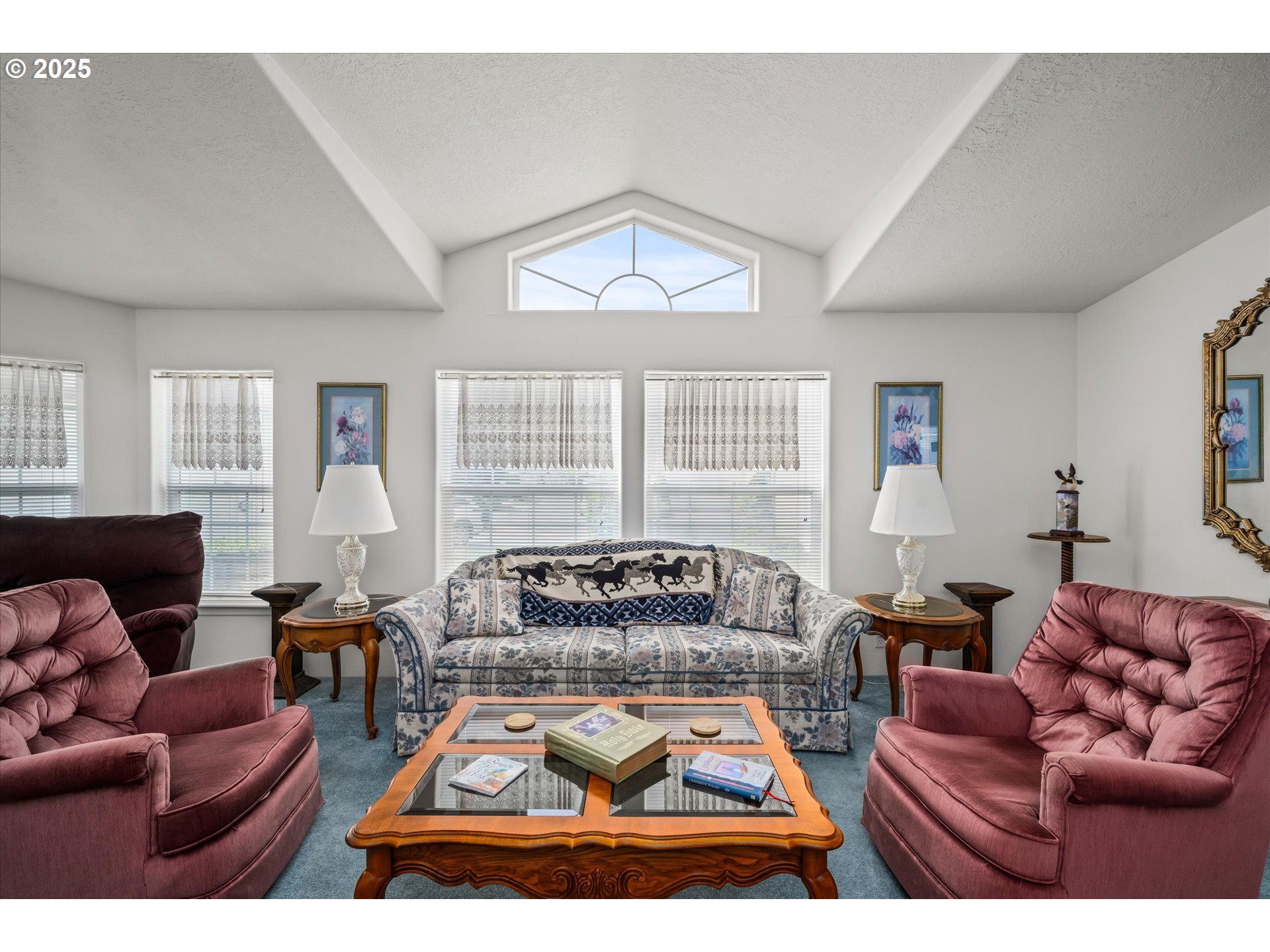 4055 ROYAL AVE 125
