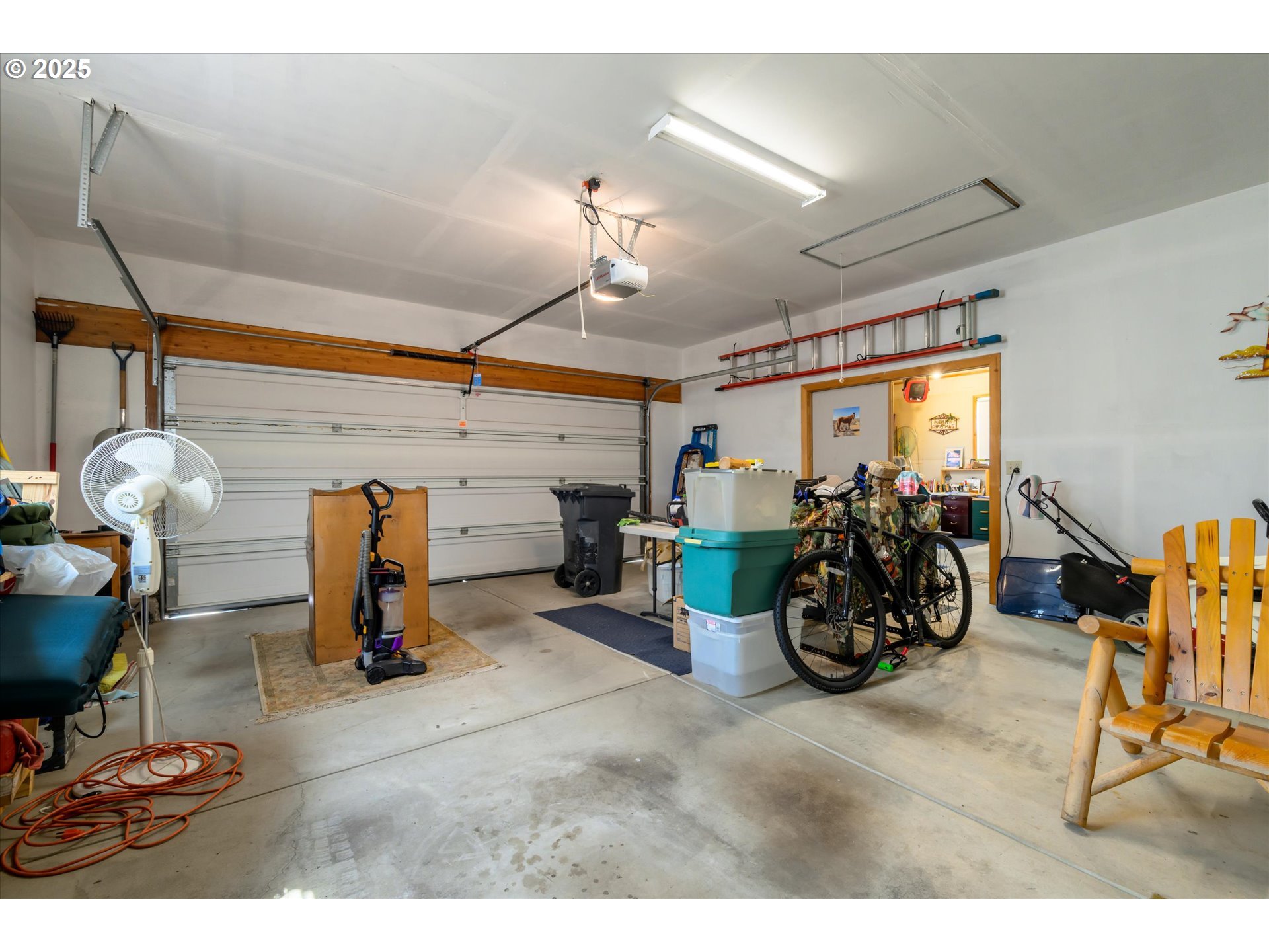 4055 ROYAL AVE 125