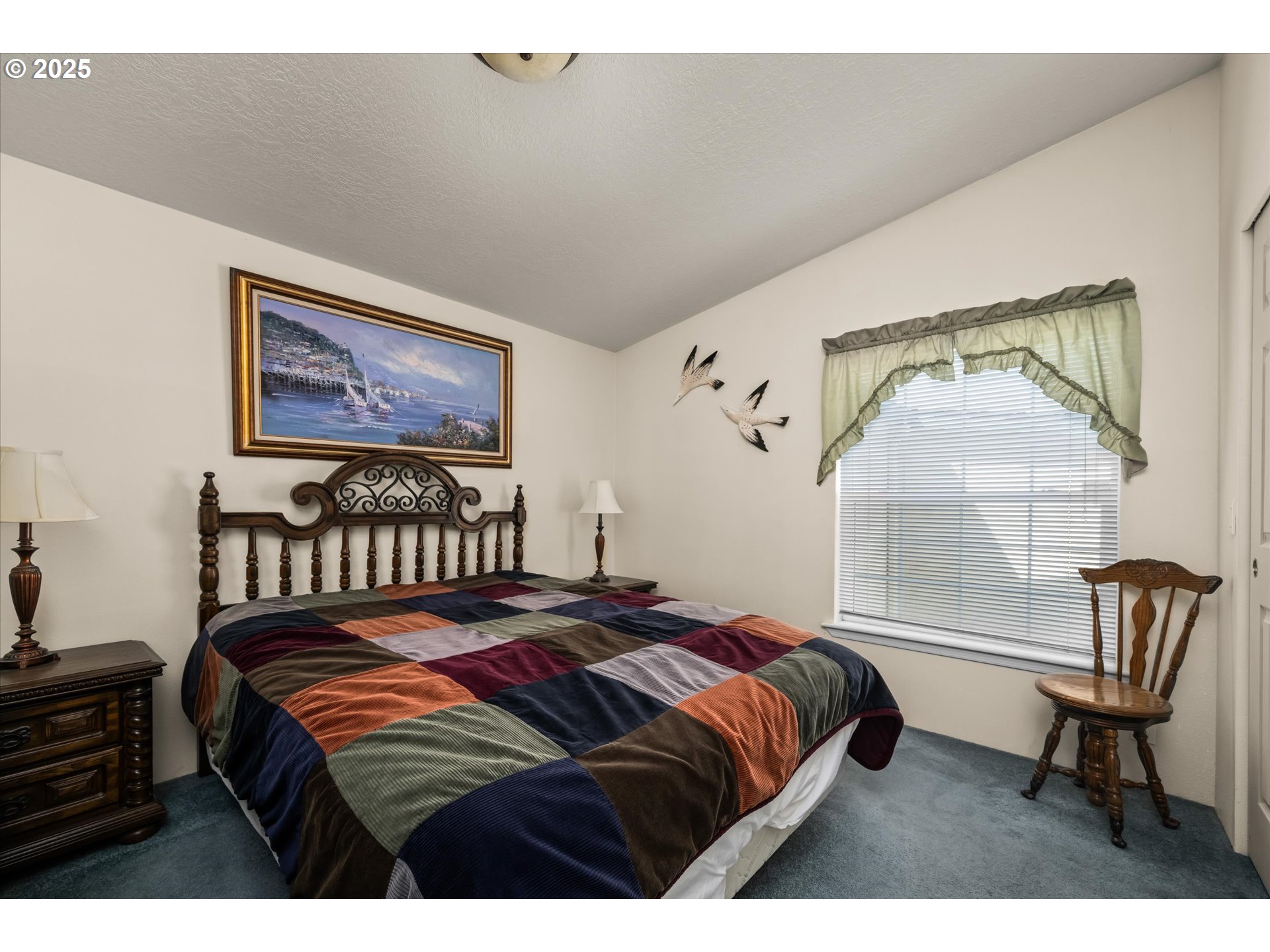 4055 ROYAL AVE 125