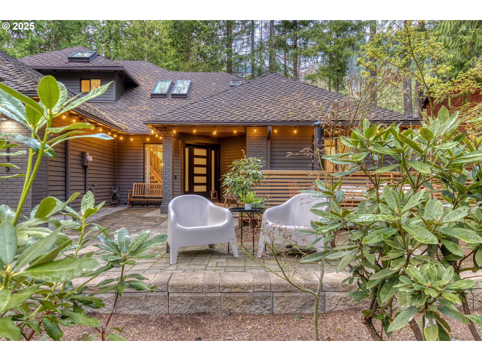 65225 E SANDY RIVER LN