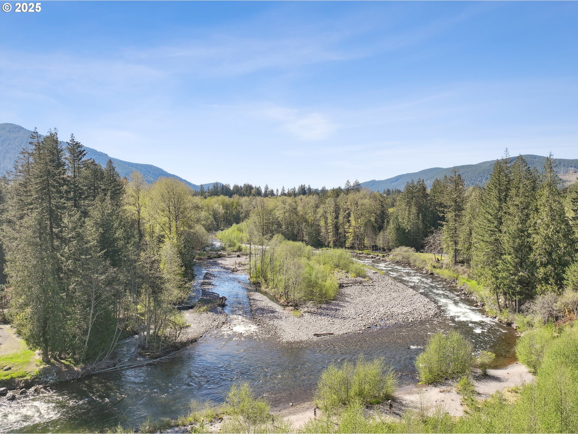 65225 E SANDY RIVER LN