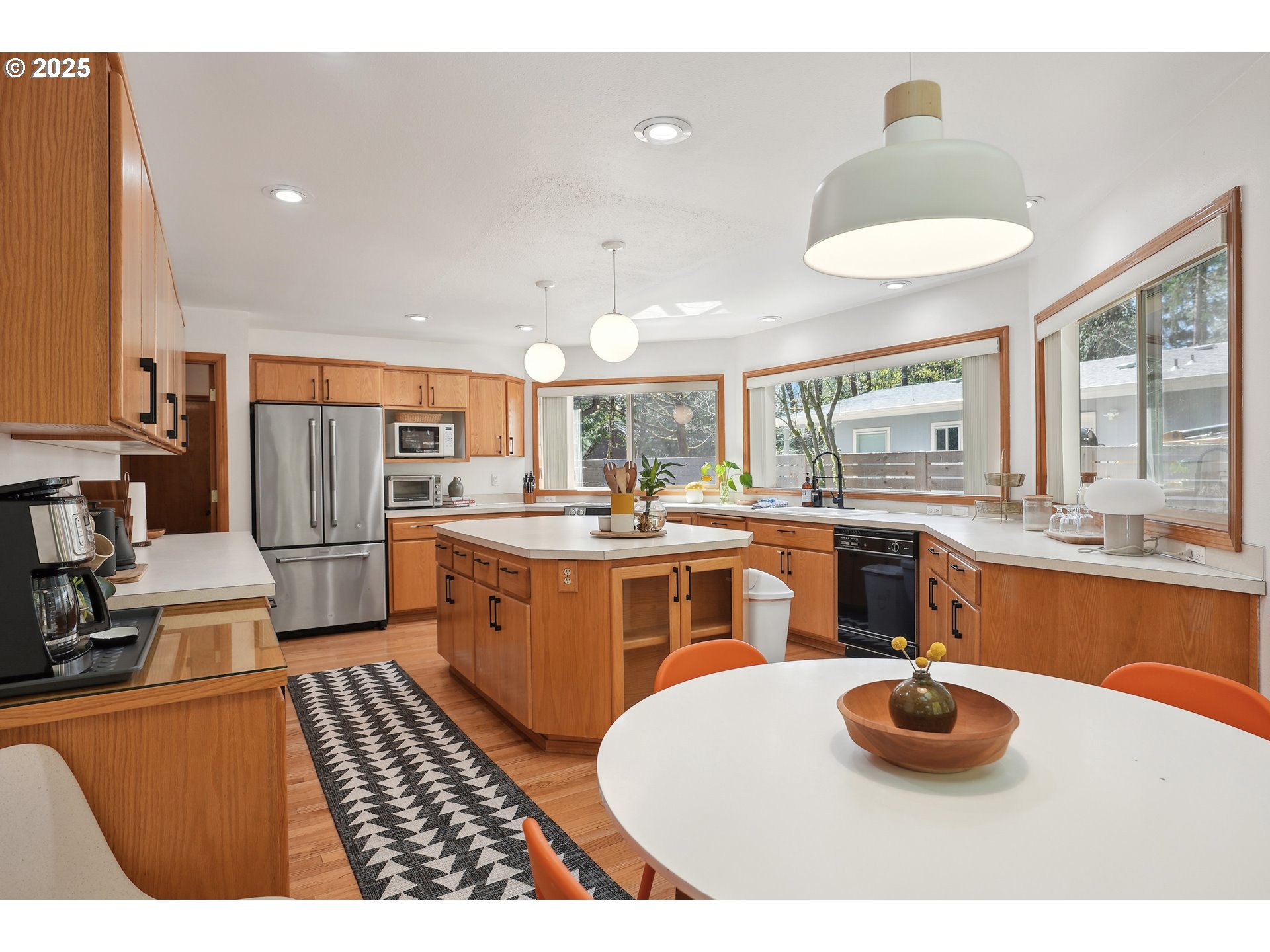 65225 E SANDY RIVER LN