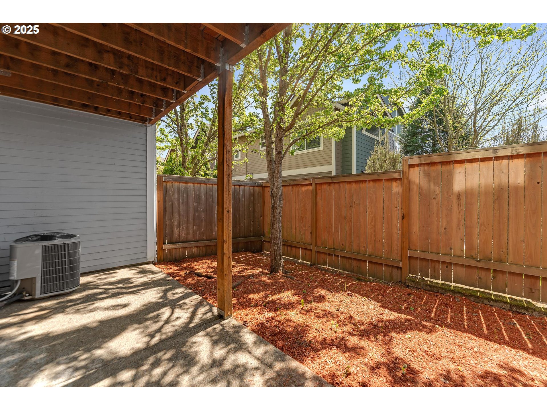 10432 NE AVERY WAY