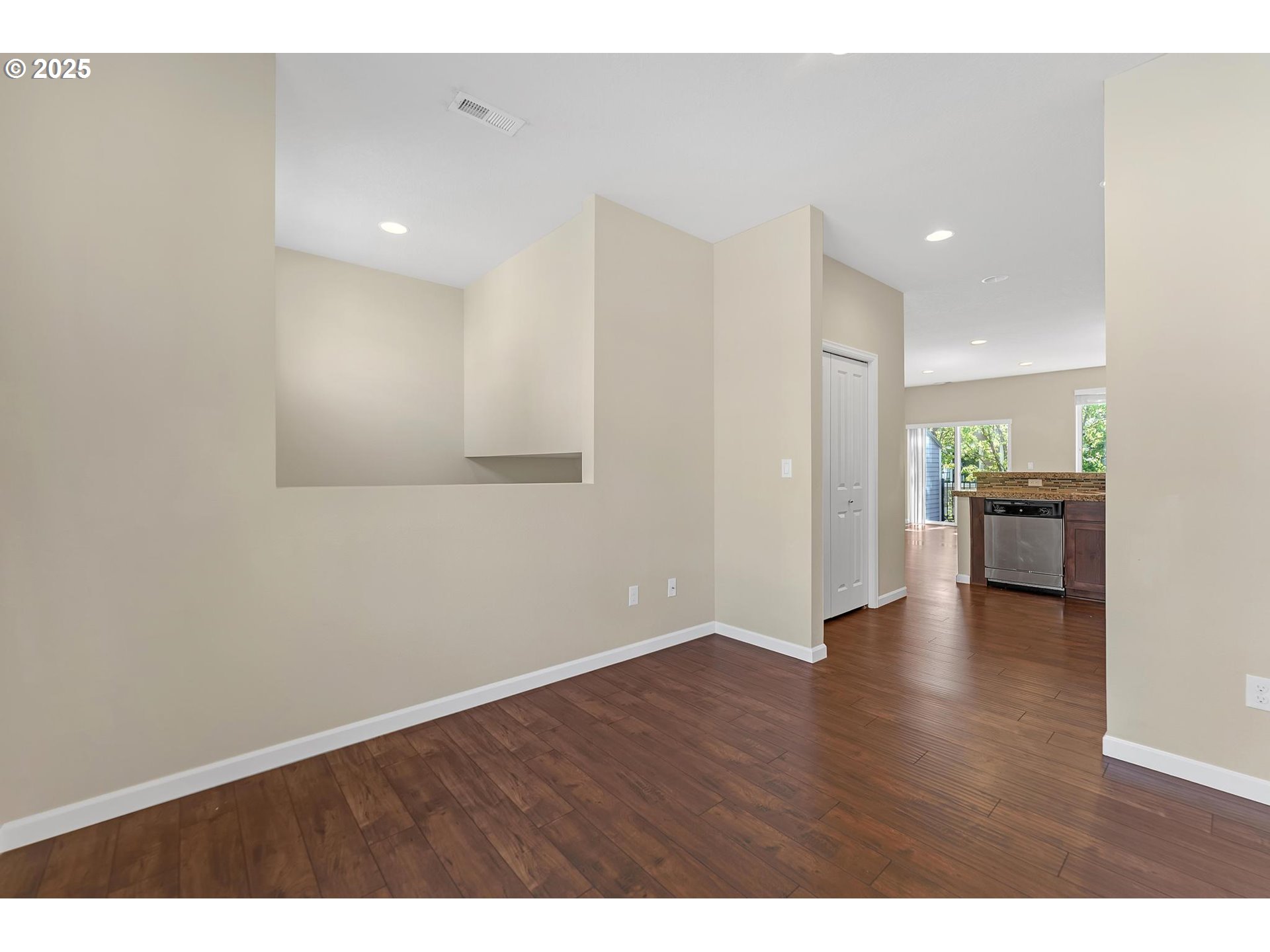 10432 NE AVERY WAY