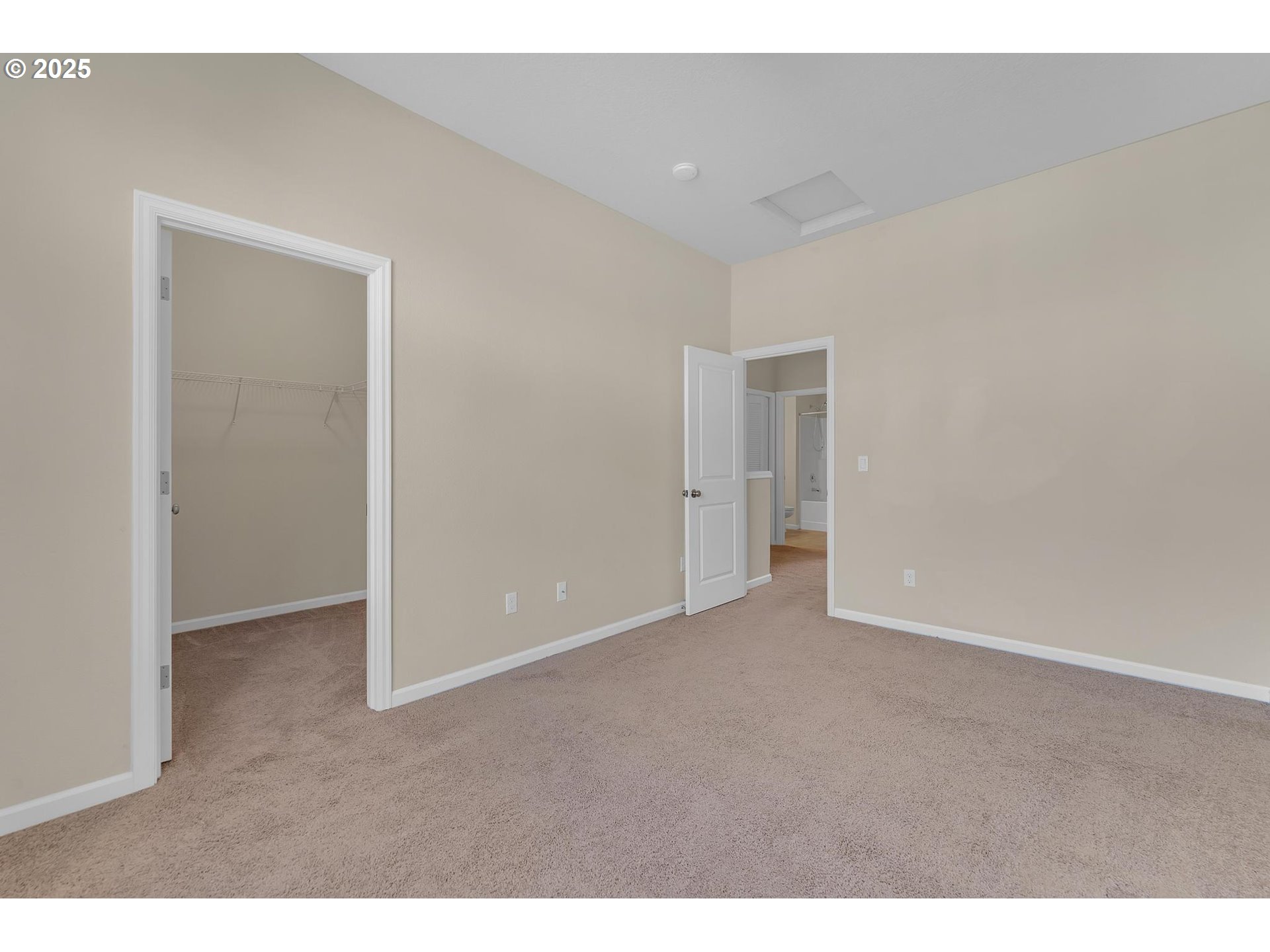 10432 NE AVERY WAY