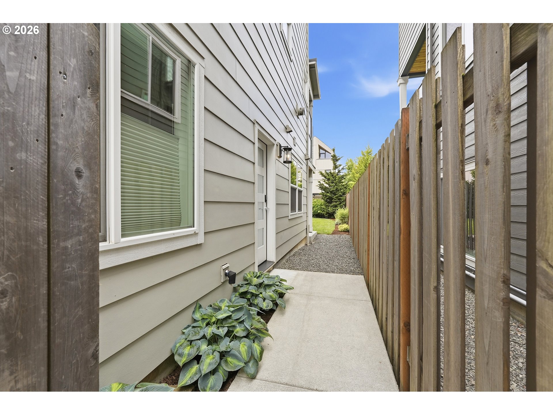 5425 NE 32ND PL