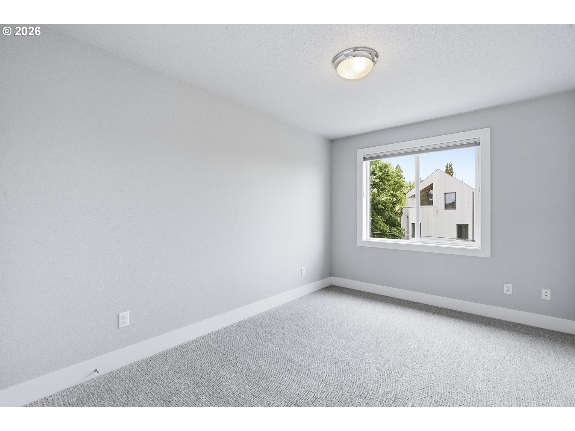 5425 NE 32ND PL