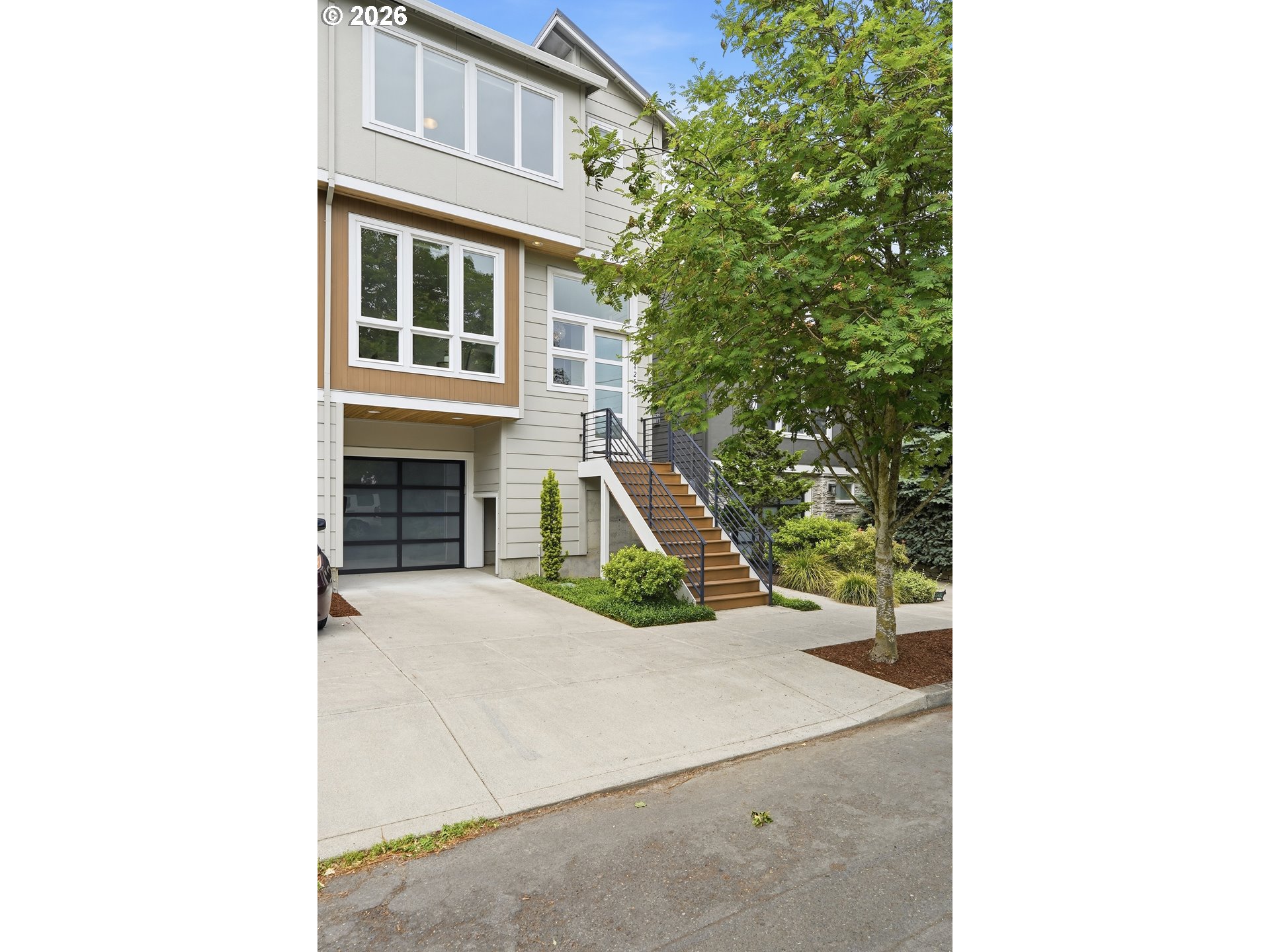 5425 NE 32ND PL
