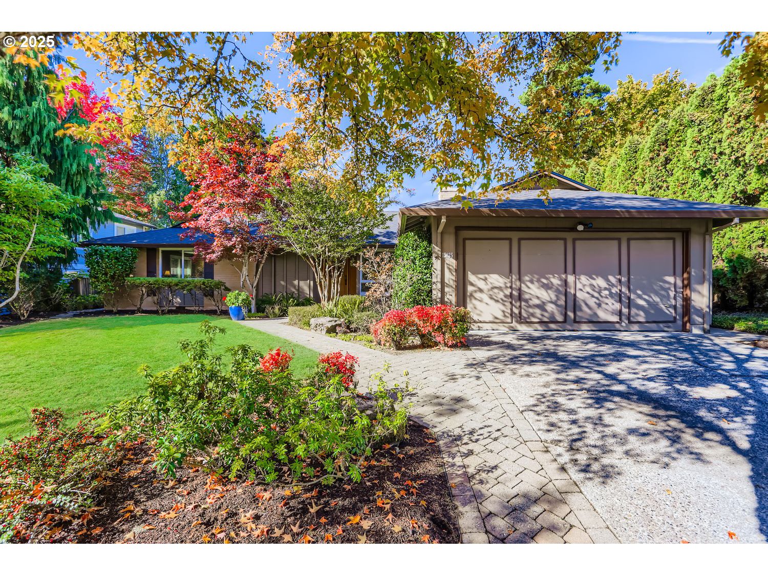 15125 NW OAKMONT LOOP