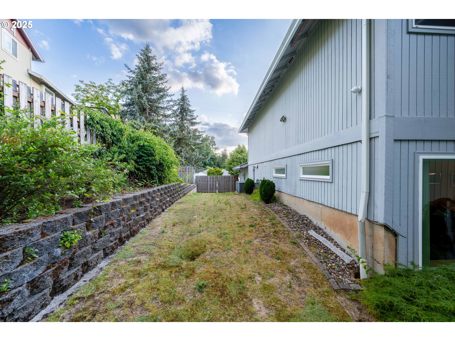 1412 SW CHASTAIN AVE