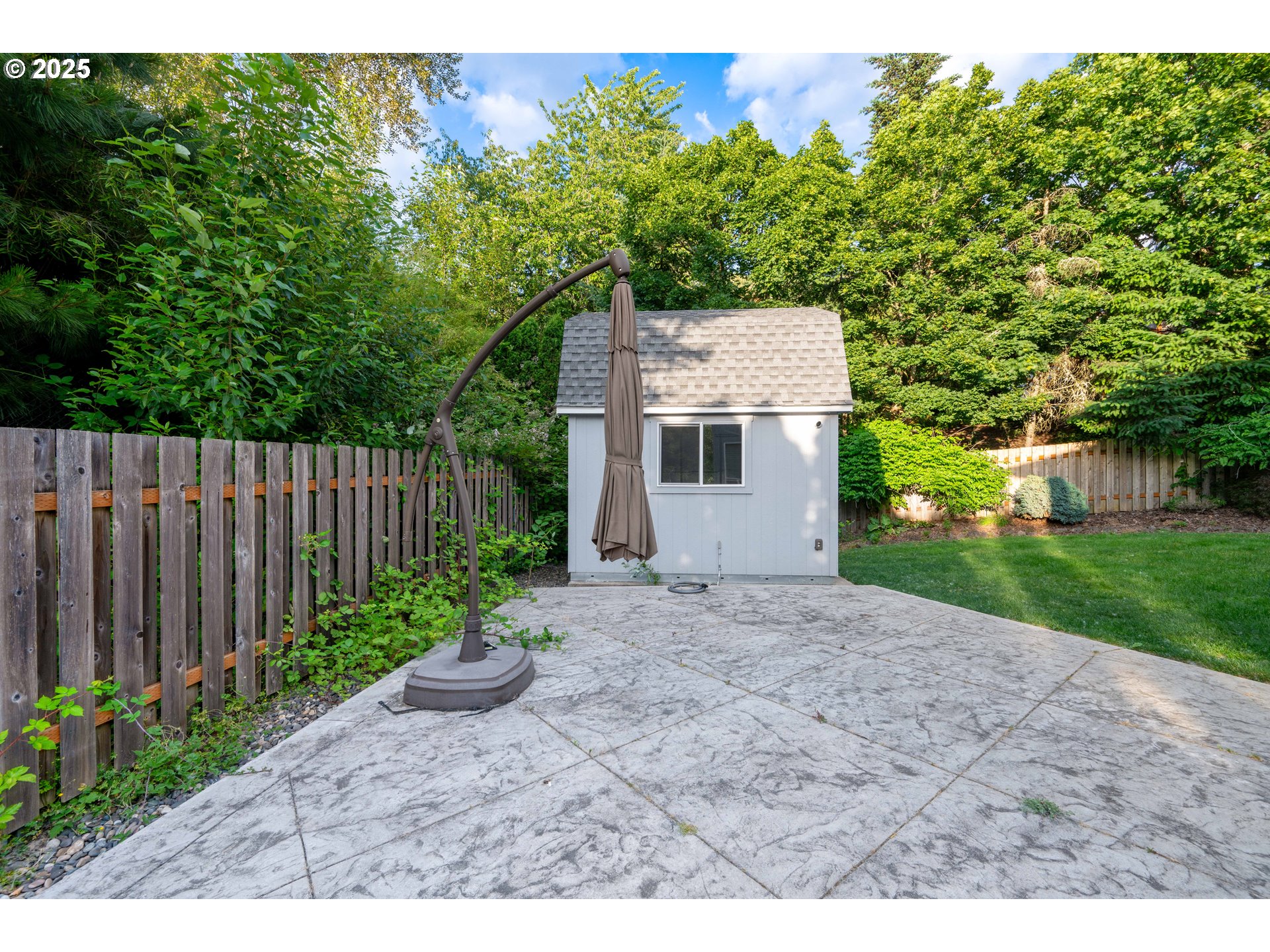 1412 SW CHASTAIN AVE