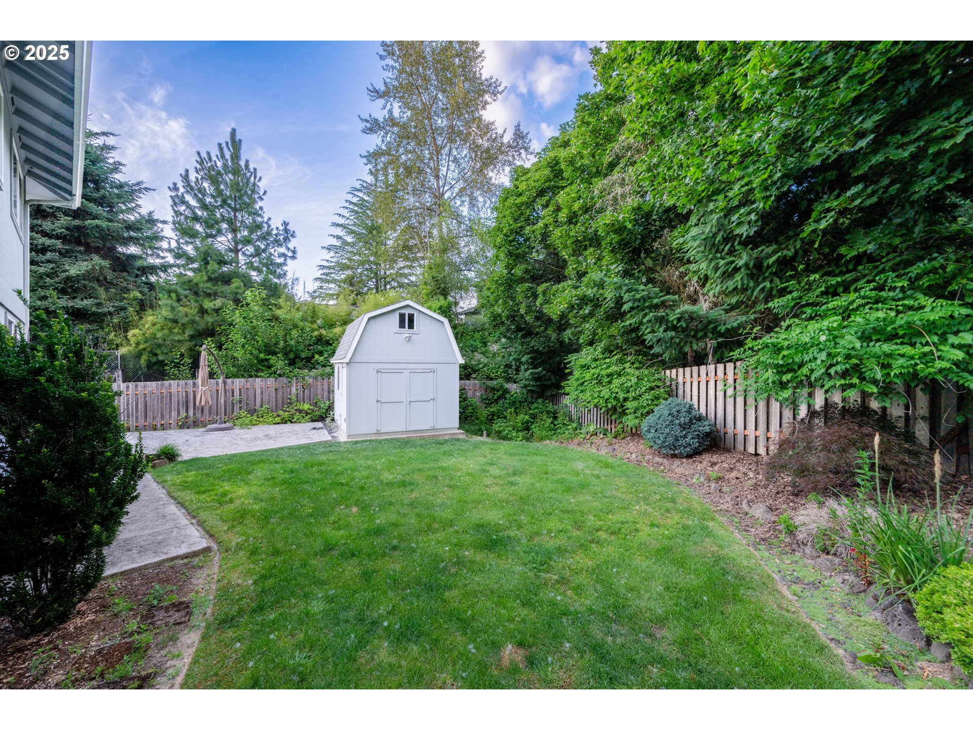 1412 SW CHASTAIN AVE