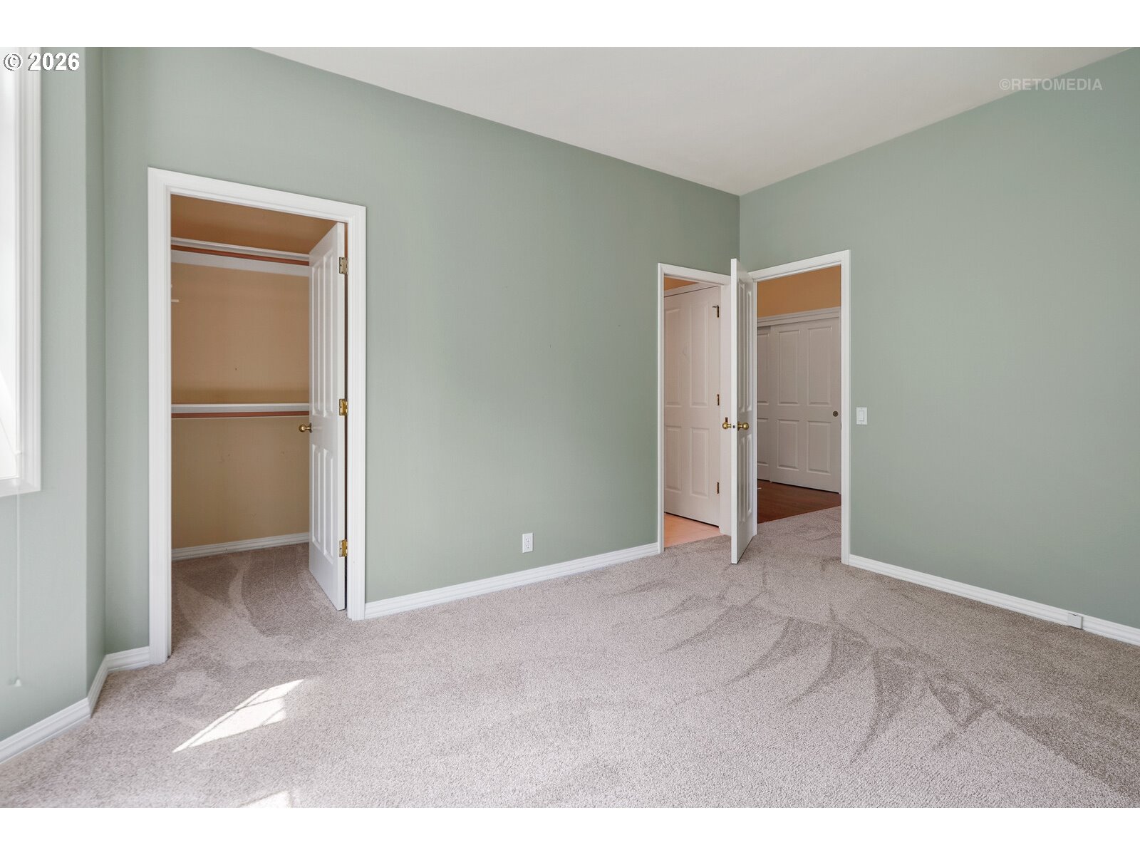 15737 NW CLAREMONT DR