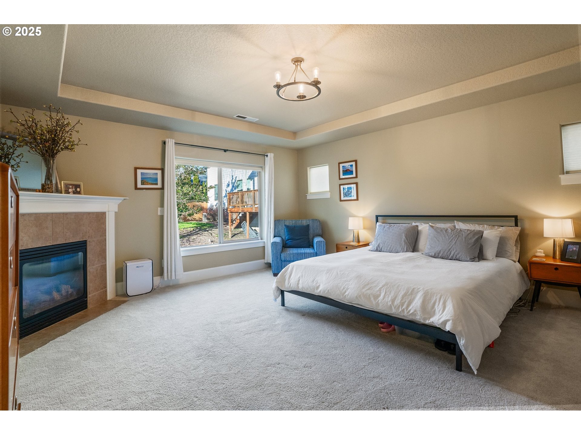 5689 NW LARK MEADOW TER