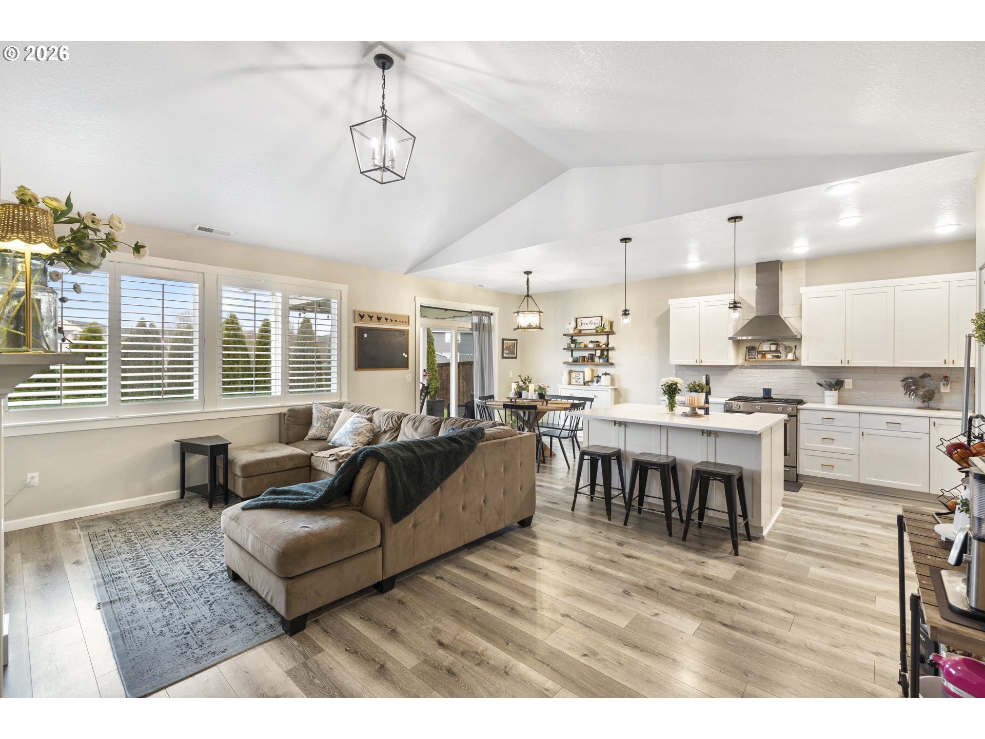 2049 NW MCGAREY DR, McMinnville