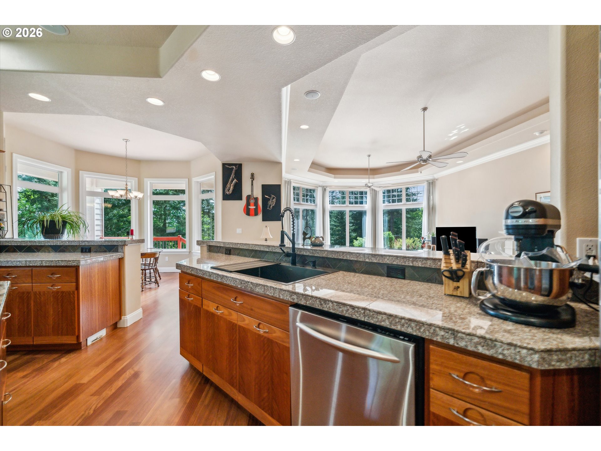 13226 S CLIFFSIDE DR