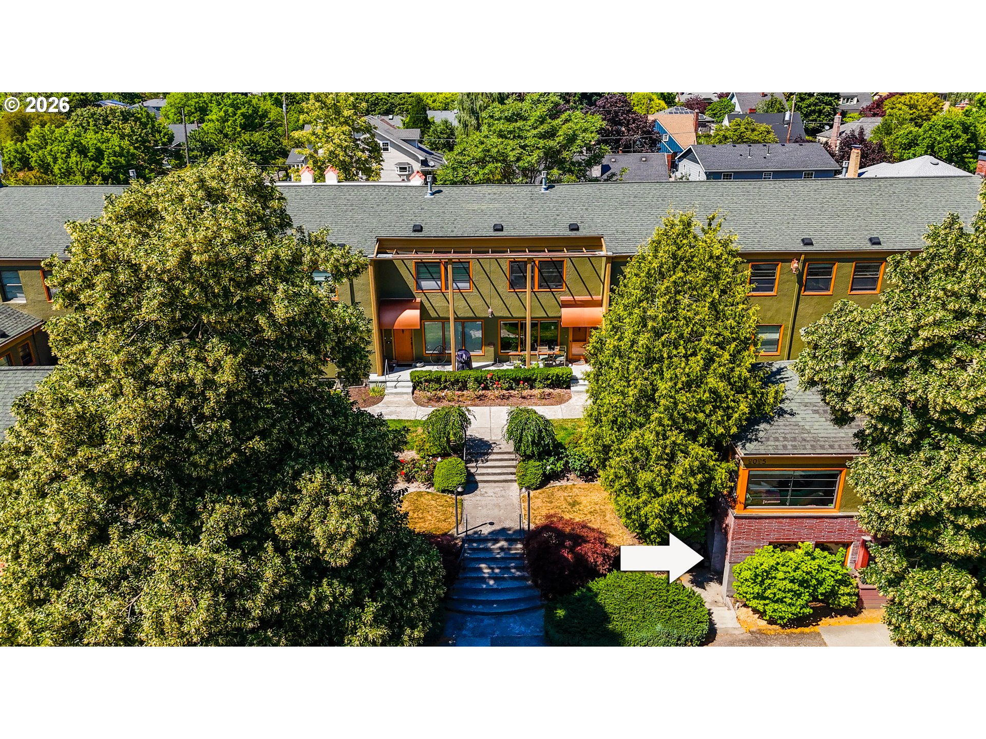 2025 SE CARUTHERS ST 24