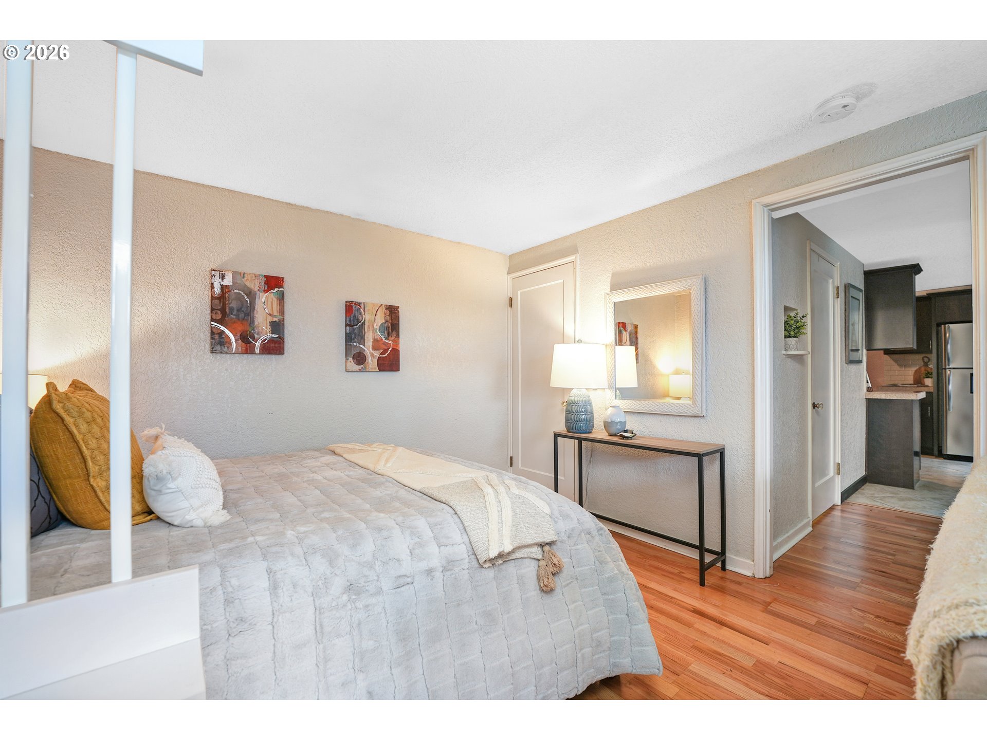 2025 SE CARUTHERS ST 24