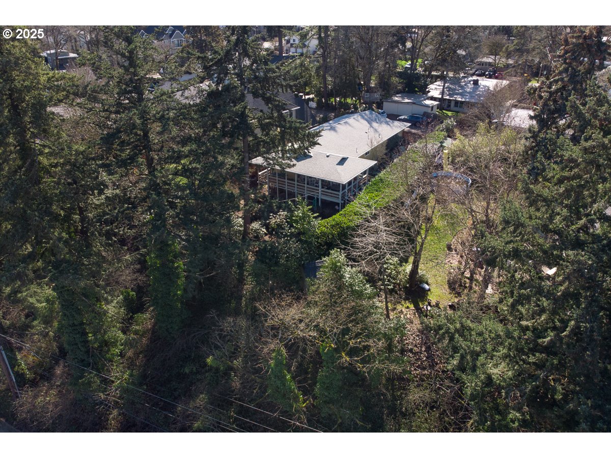 5585 MCKILLICAN LN